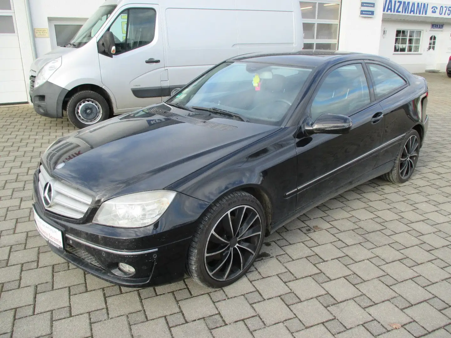 Mercedes-Benz CLC Kompressor Schwarz - 2