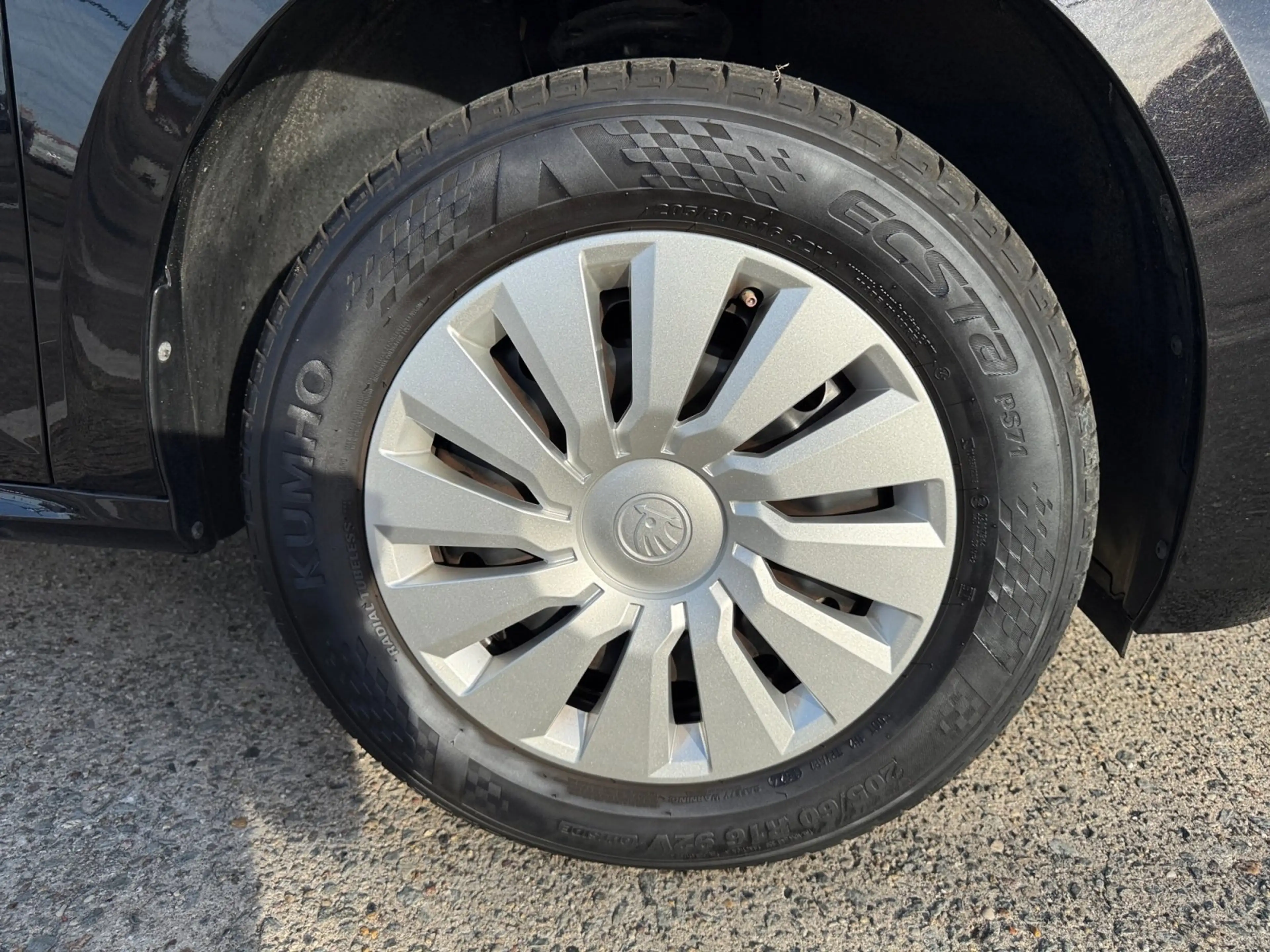 Skoda Kamiq Essence 1.0TSI Spurhalteassistent PDC Klima — photo 17