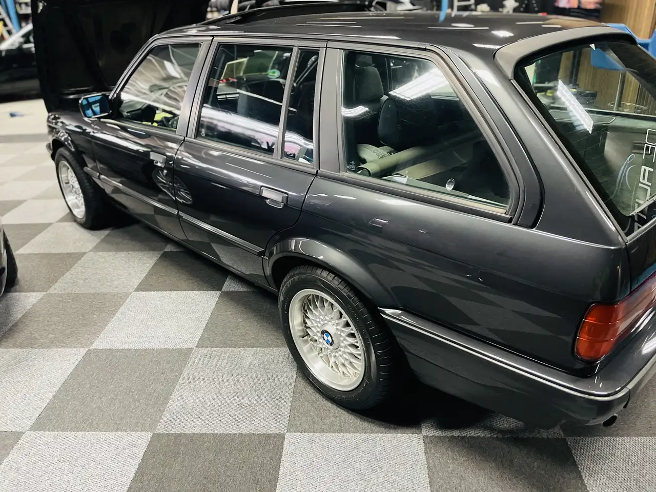 BMW 318 E30 318i touring, foto 2