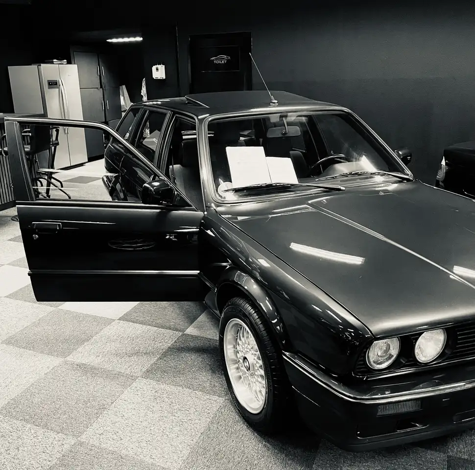 BMW 318 E30 318i touring, foto 1