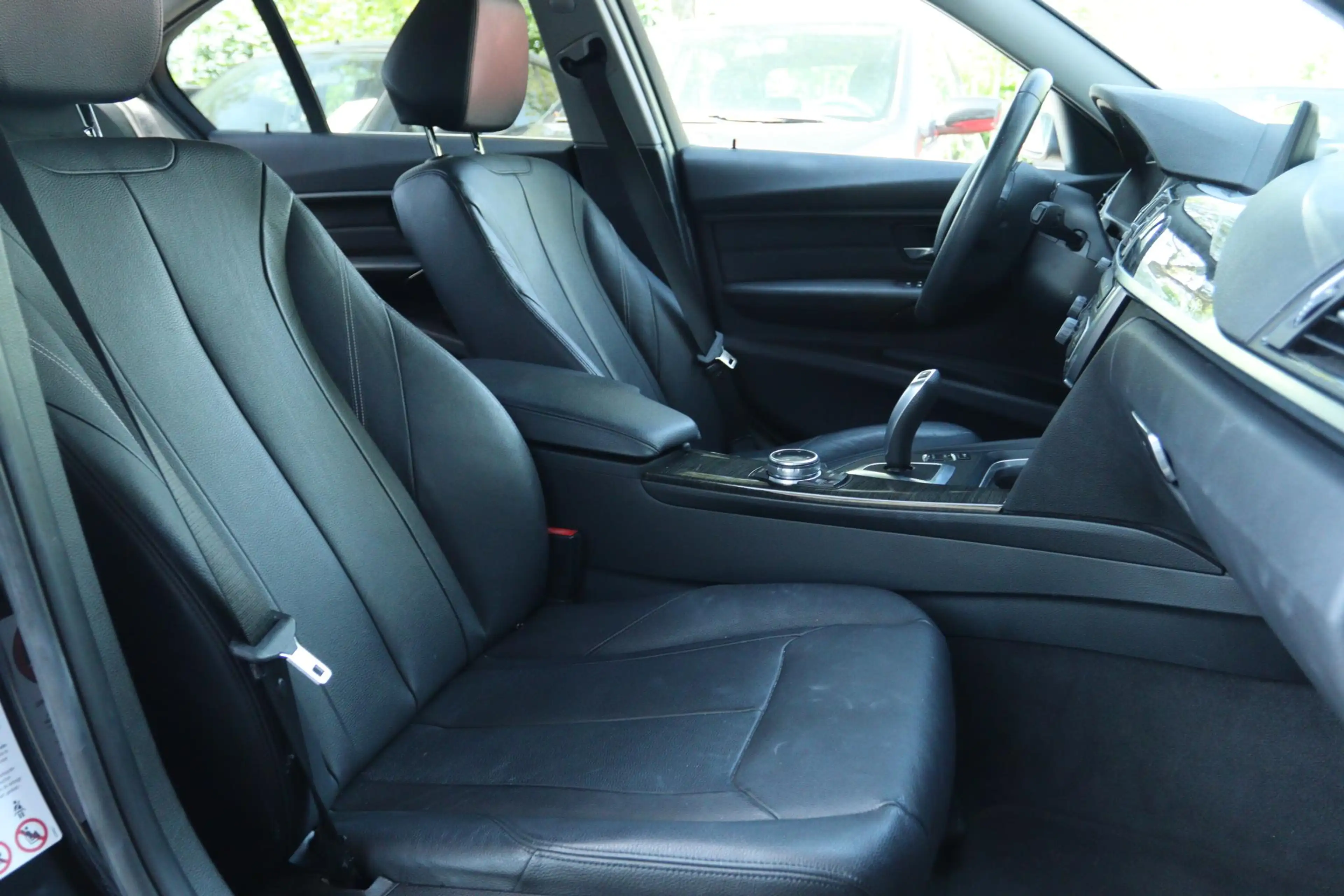 BMW 316 3-SERIE 316I HIGH EXECUTIVE AUT. | LEDER | NAVI | — photo 4