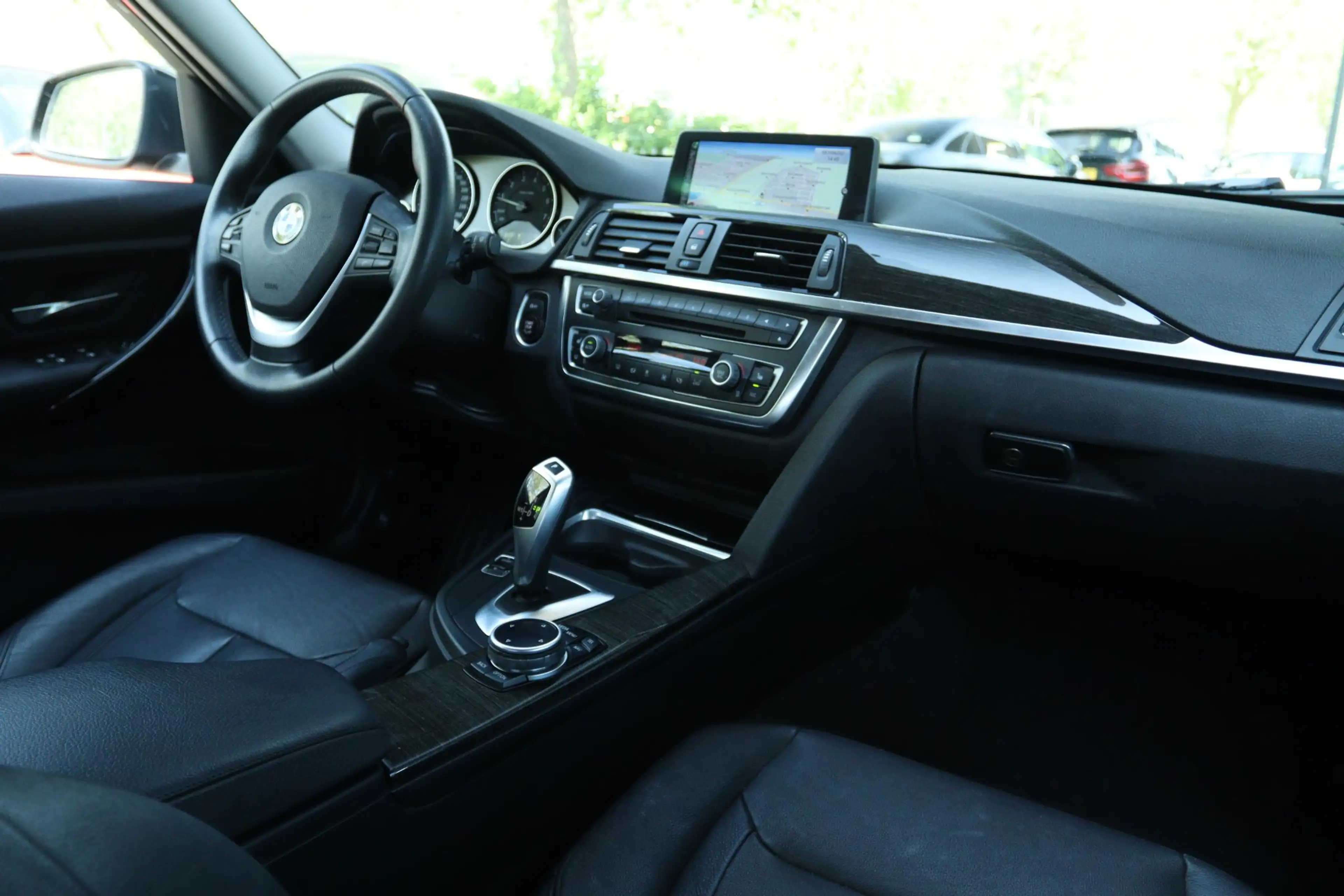 BMW 316 3-SERIE 316I HIGH EXECUTIVE AUT. | LEDER | NAVI | — photo 6