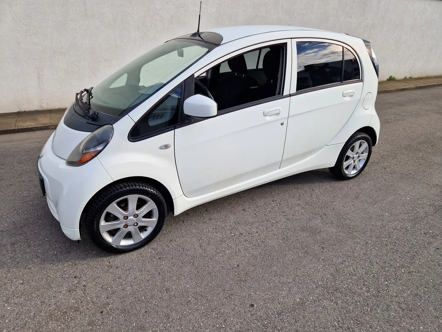 Mitsubishi I-MiEV iMiEV Elektro 16kWh bijela - 2