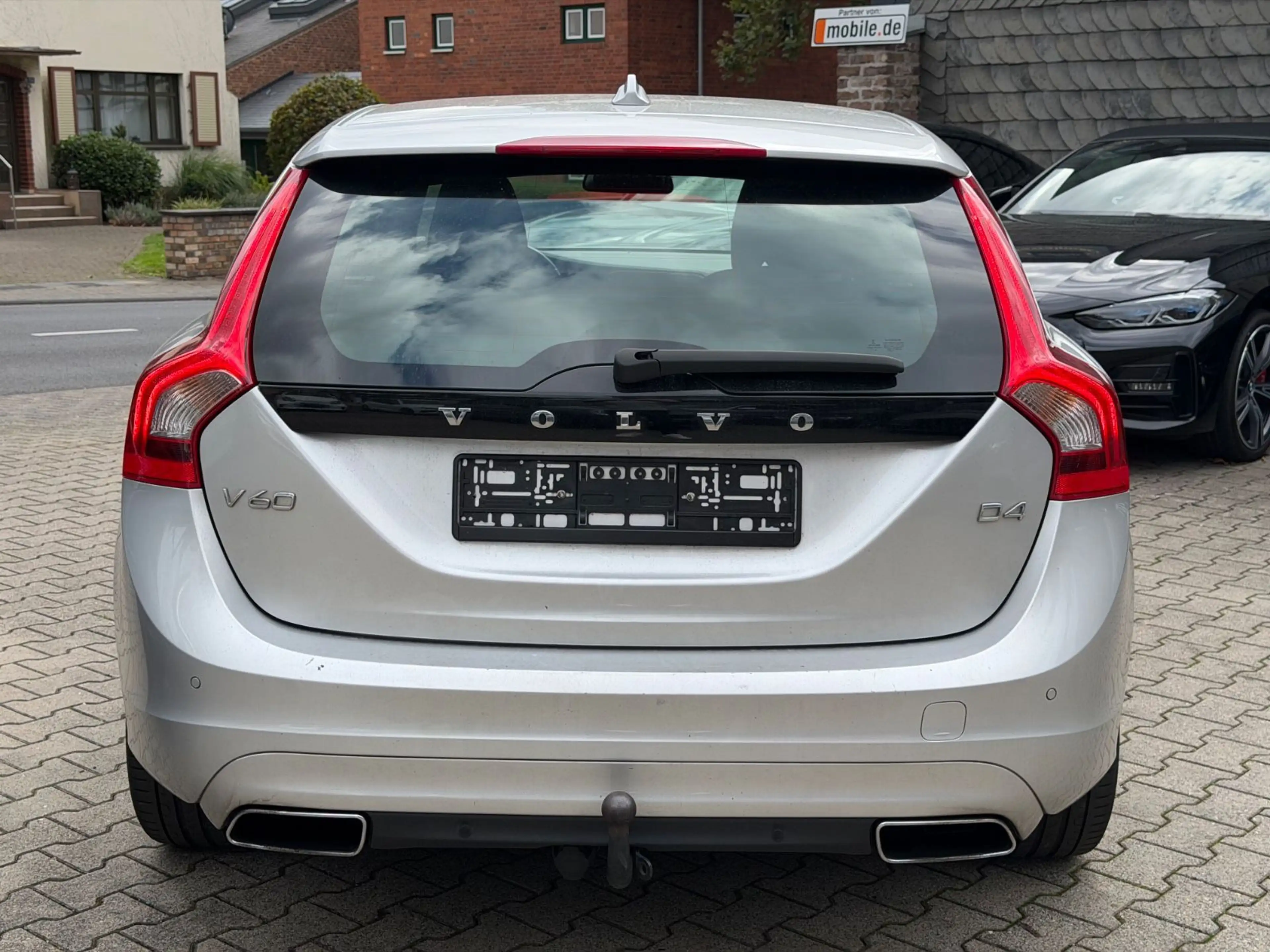 Volvo V60 Kombi Momentum Insp.NEU*TÜV-02.28*Klima*Temp — photo 5