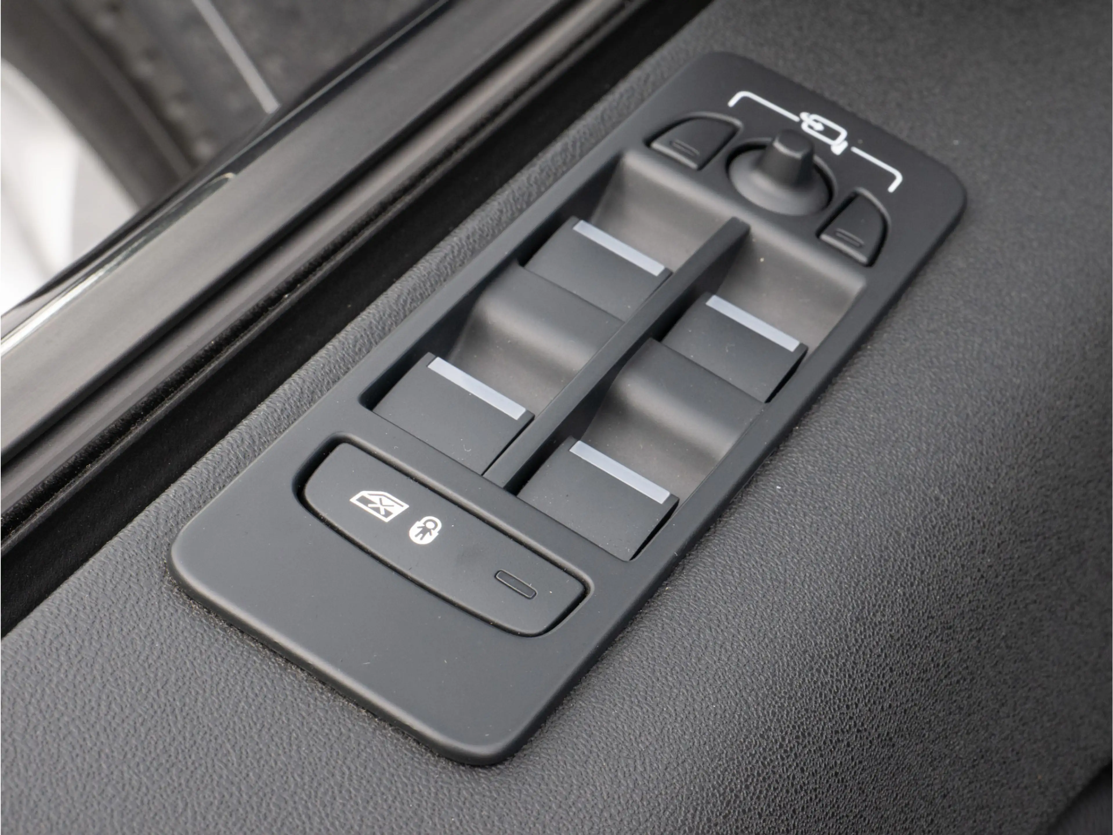 Land Rover Discovery Sport 1.5 P300e 309pk PHEV Dynamic SE SOH 91% Trekhaak/ — photo 23
