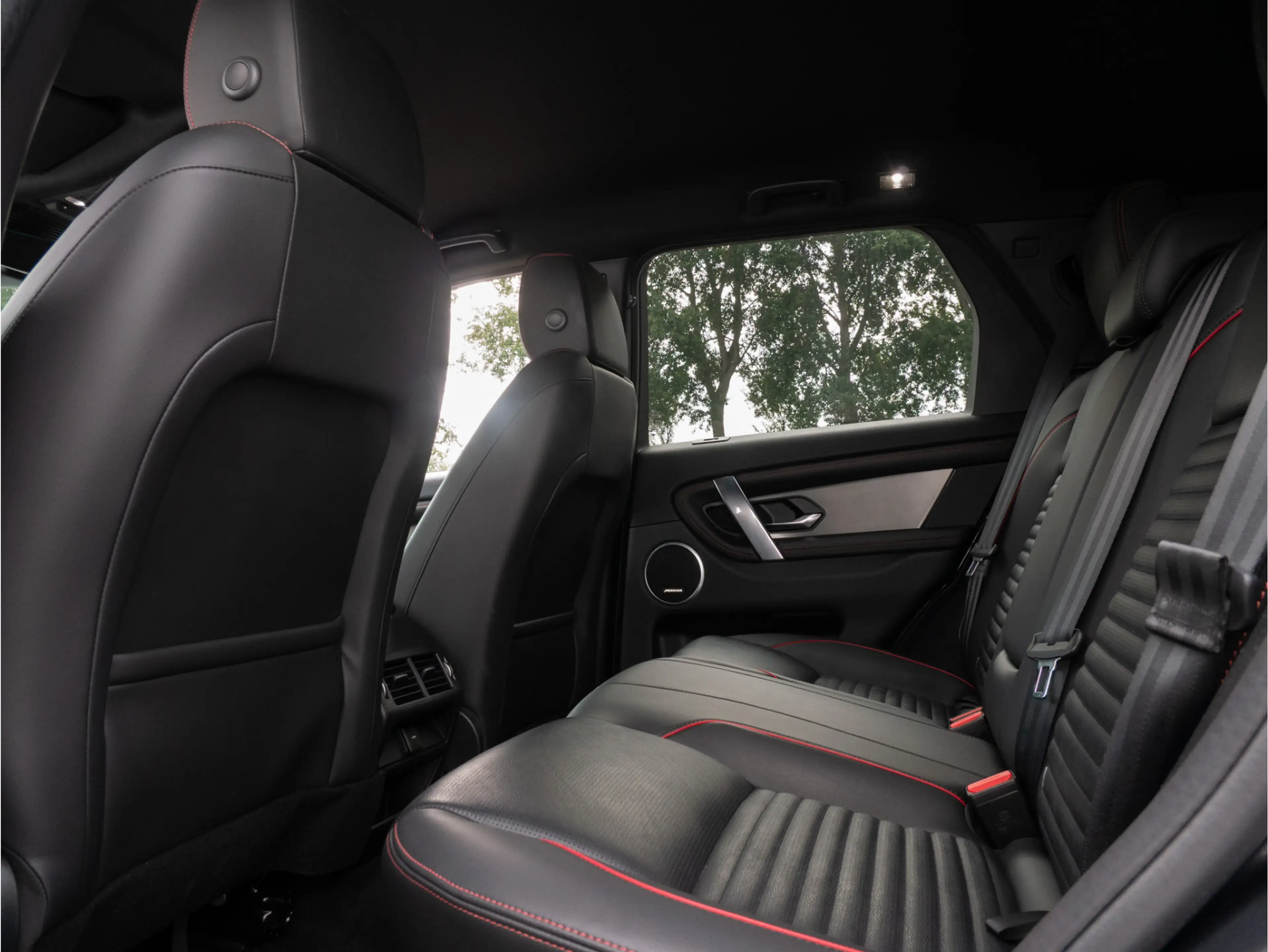 Land Rover Discovery Sport 1.5 P300e 309pk PHEV Dynamic SE SOH 91% Trekhaak/ — photo 15