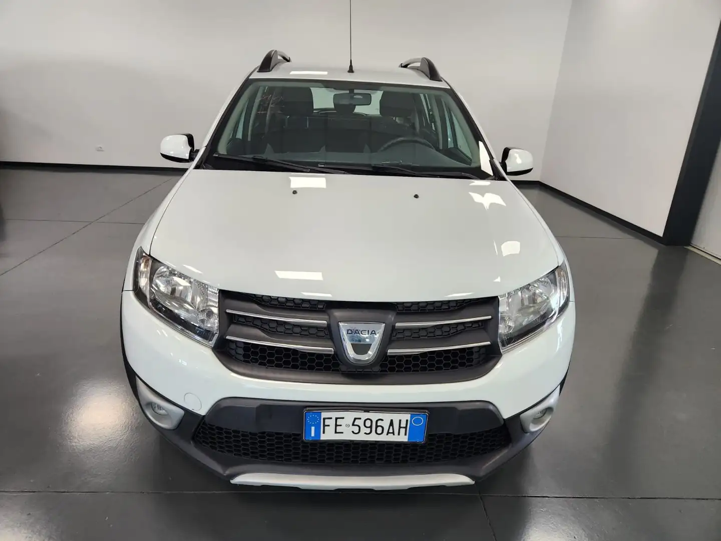Dacia Sandero II 2013 Stepway Stepway 0.9 tce (prestige) s+UNICO Wit - 2