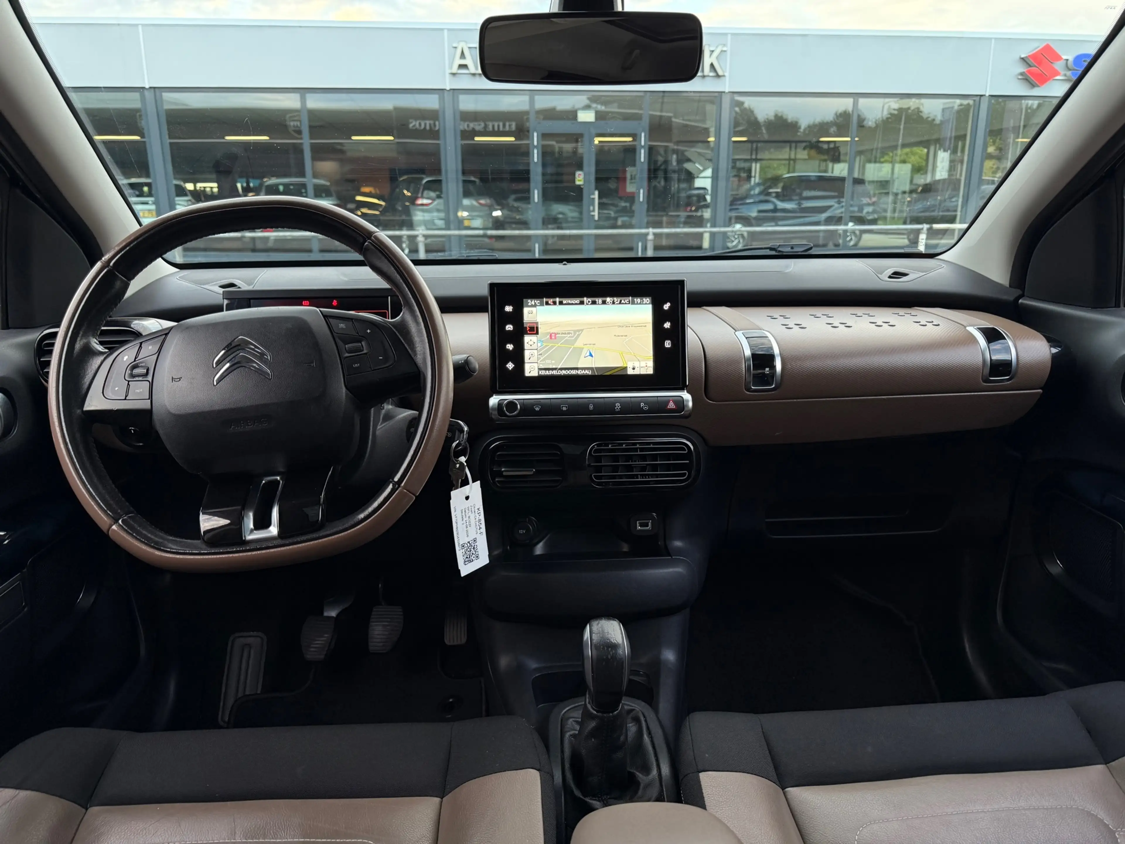 Citroen C4 Cactus 1.2 PureTech Business Plus I Pano I camera I Navi — photo 9