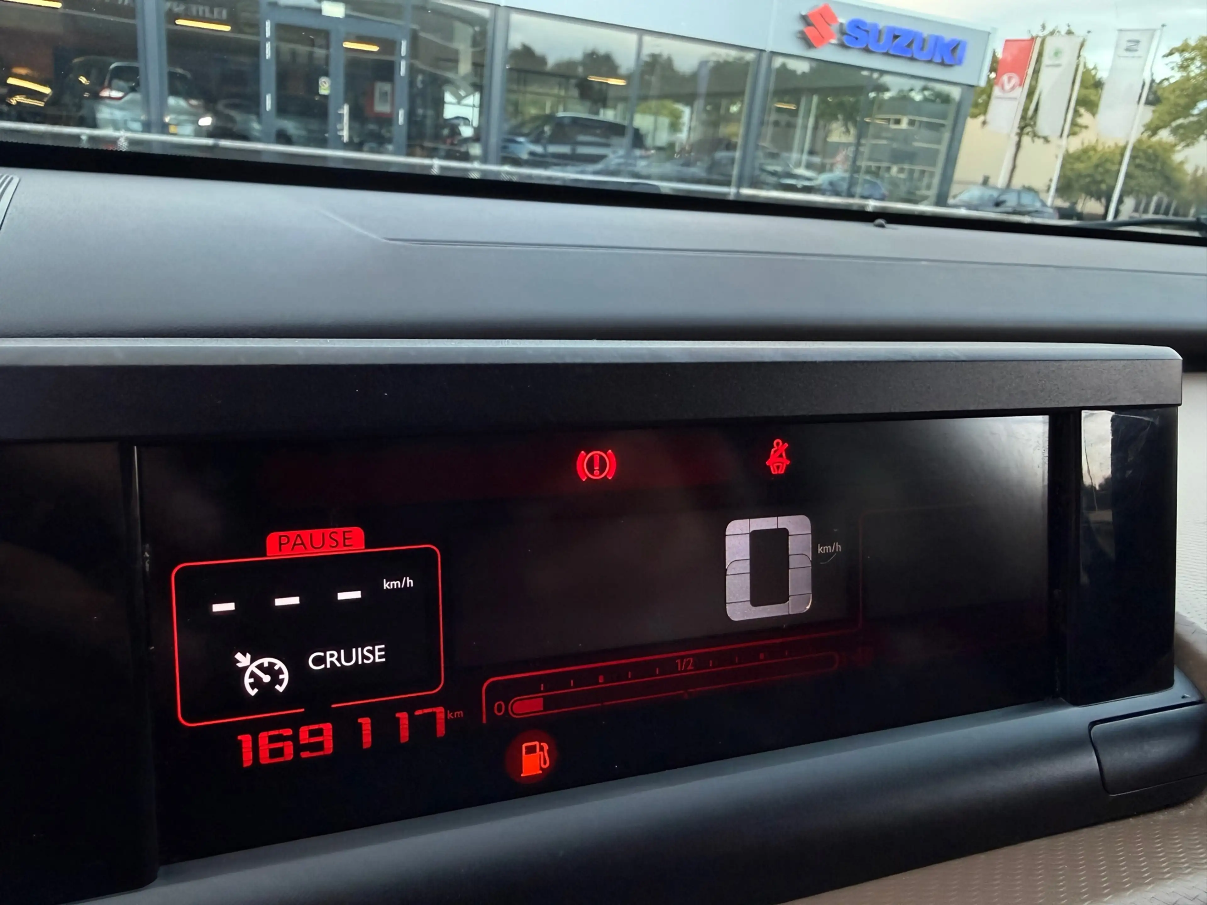 Citroen C4 Cactus 1.2 PureTech Business Plus I Pano I camera I Navi — photo 8