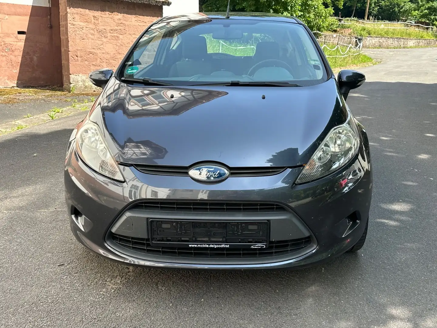 Ford Fiesta 1.25 Trend / 1. Hand / Klima / TÜV Neu Gris - 2
