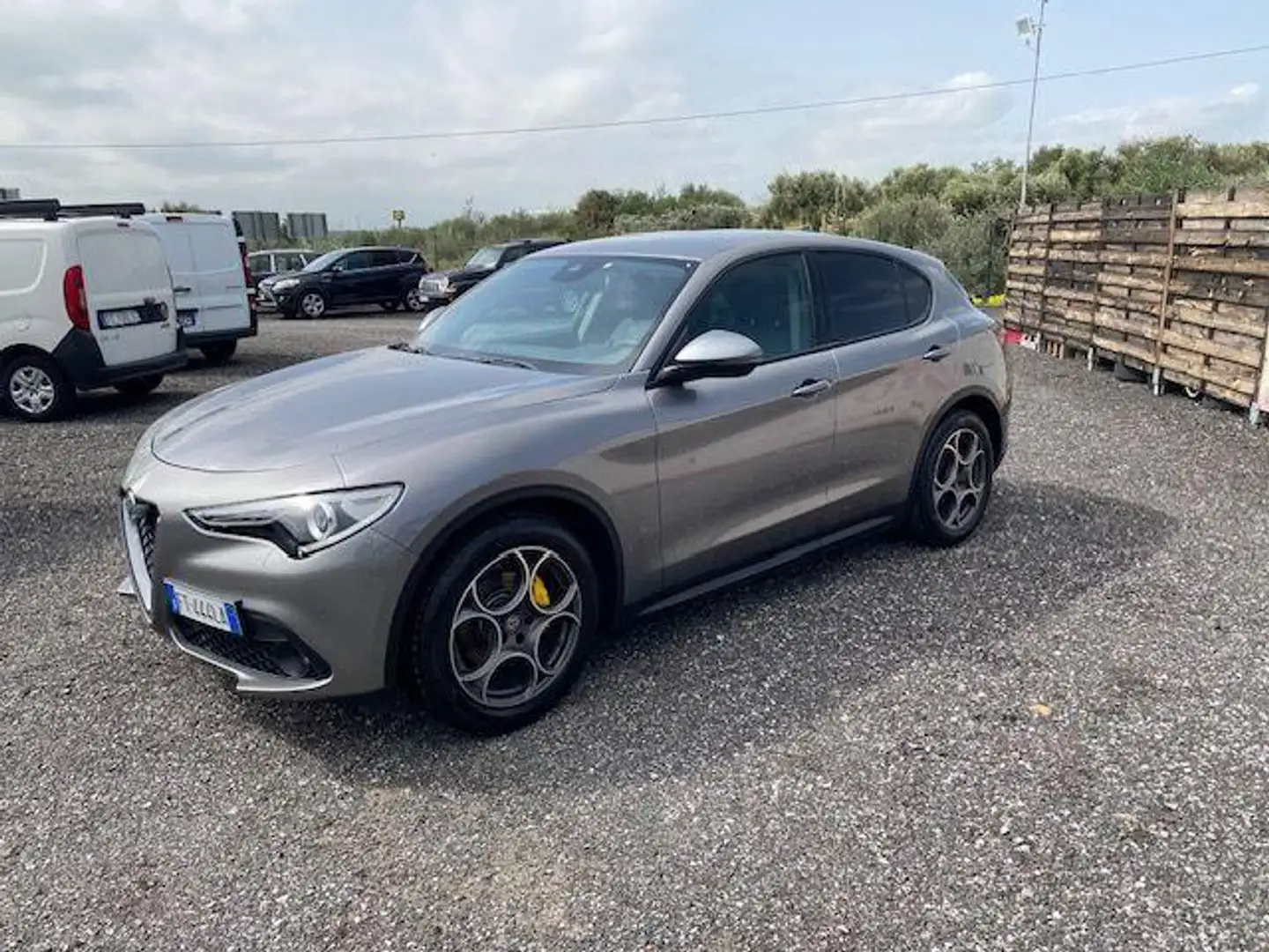 Alfa Romeo Stelvio 2.2 T.diesel 190CV AT8 RWD Exec. Grijs - 1
