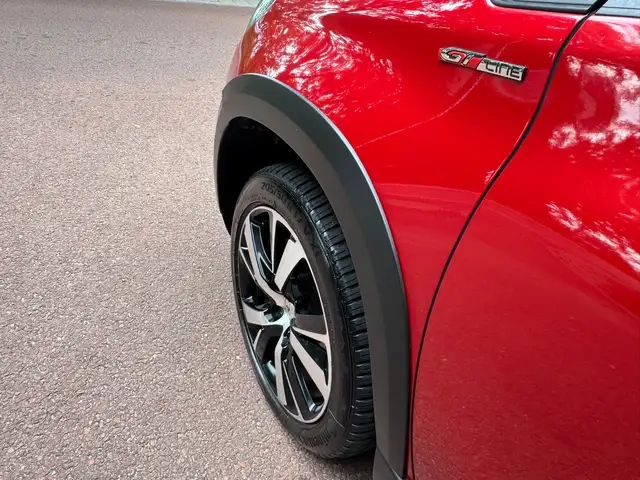 Peugeot 2008 view 20