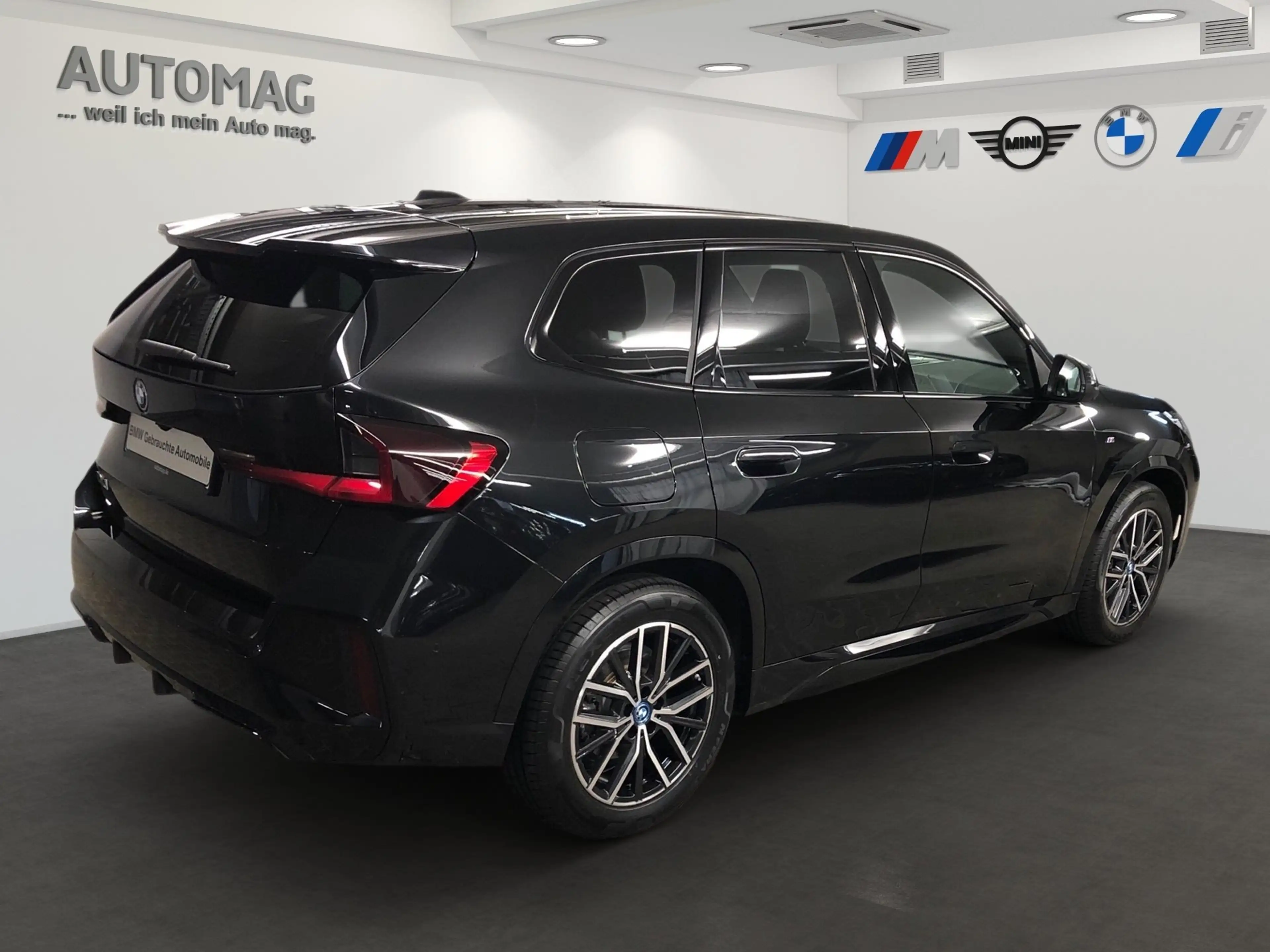 BMW iX 1 xDrive30 M-Sport*Harman/Kardon*DrivingAssistPlus — photo 3