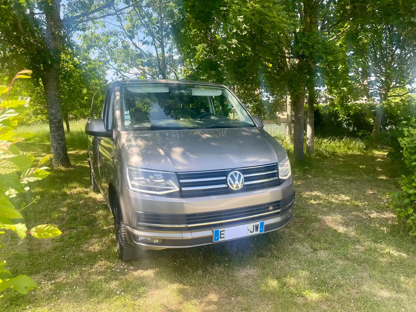 Volkswagen T6 Transporter 204 TDI DSG7 Beige - 1
