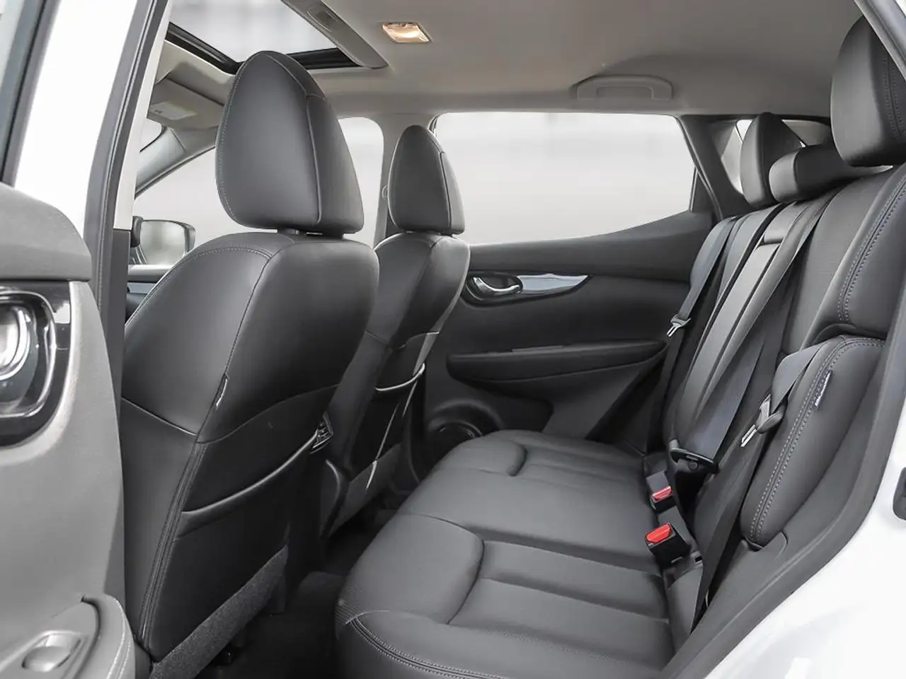 Nissan Qashqai снимка Nissan Qashqai