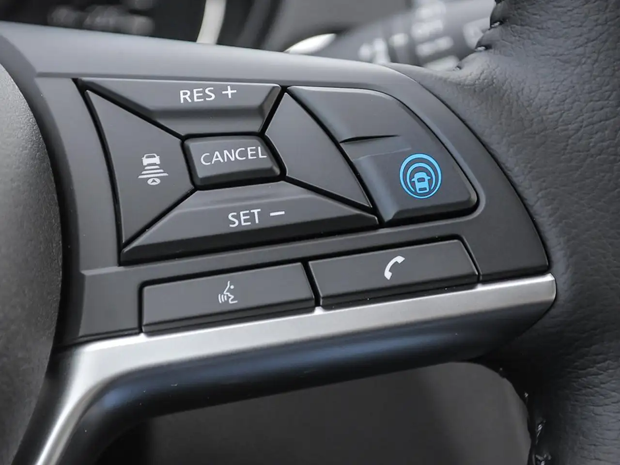 Nissan Qashqai снимка Nissan Qashqai
