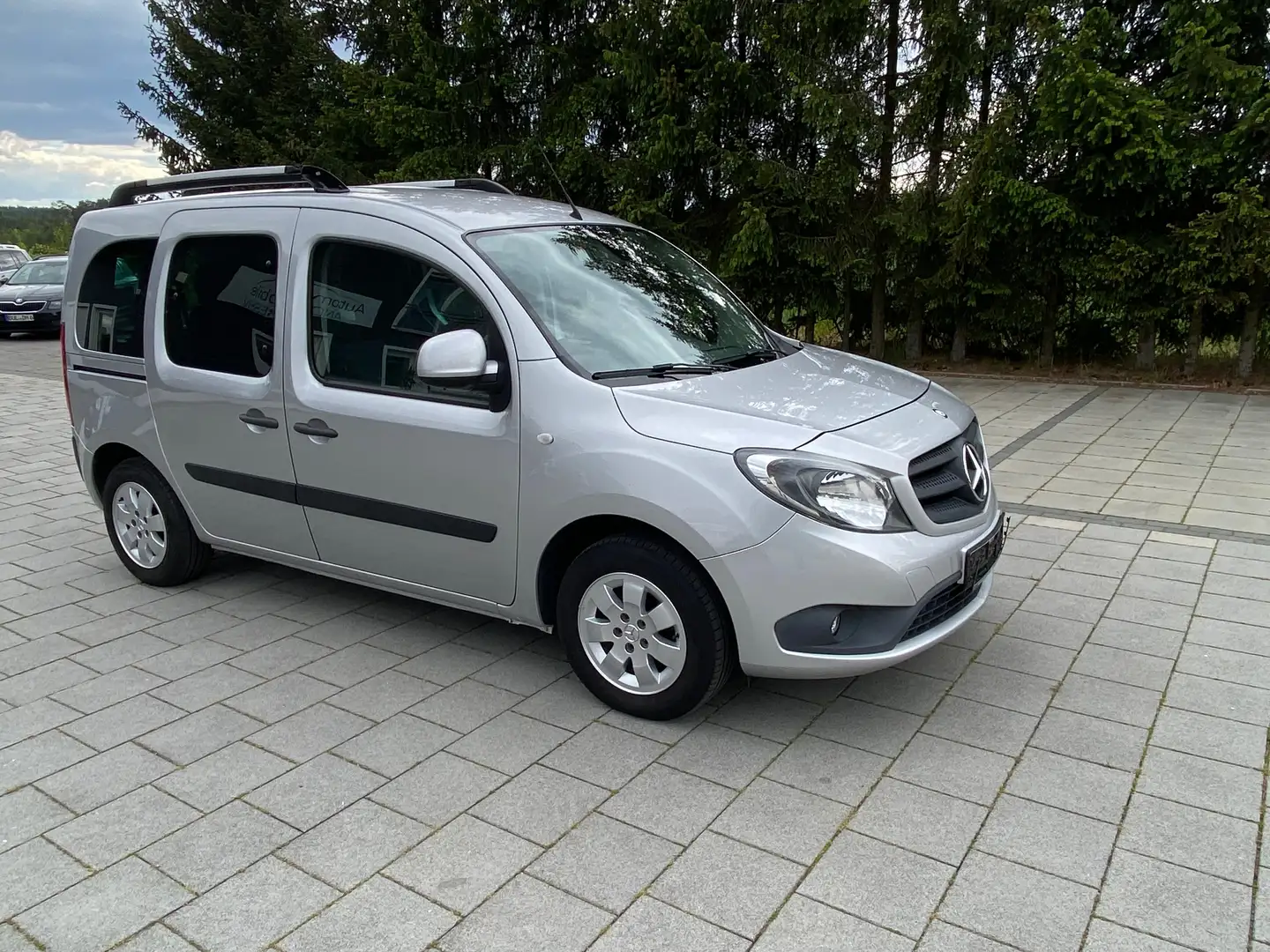 Mercedes-Benz Citan 111 CDI lang*Behindertengerecht* Rollstuhlrampe Gris - 2