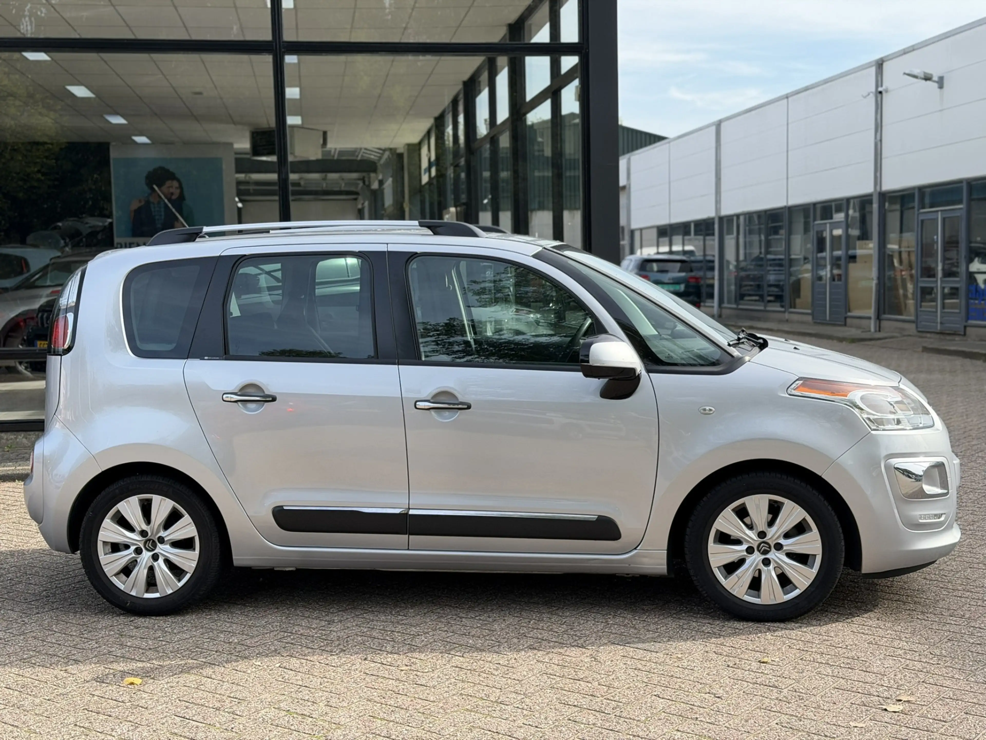 Citroen C3 Picasso 1.4 VTi Exclusive Camera | Hoge Instap | 26.909 km — photo 4