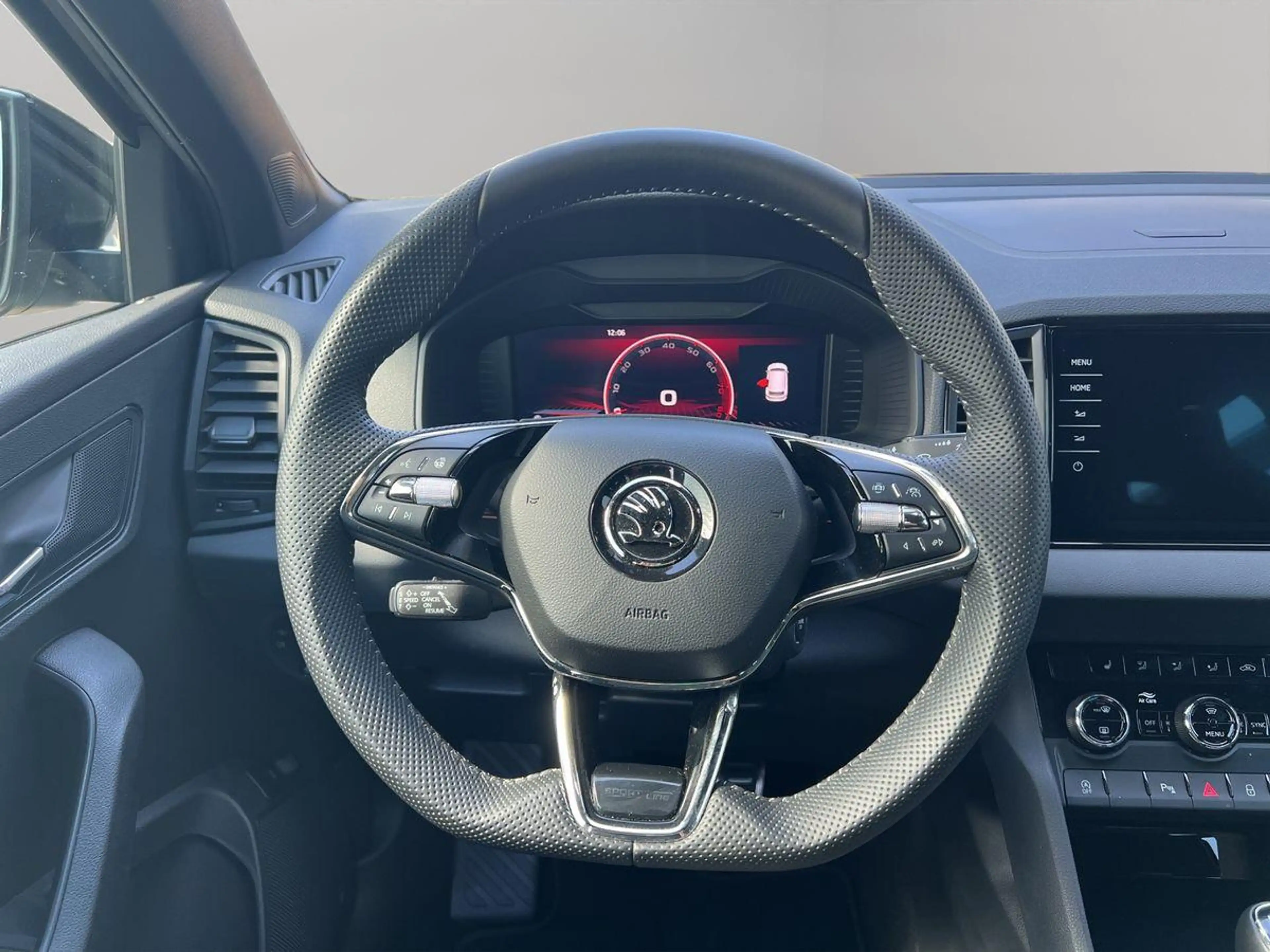 Skoda Karoq Sportline 1,5 TSI 110 kW 6-Gang — photo 8
