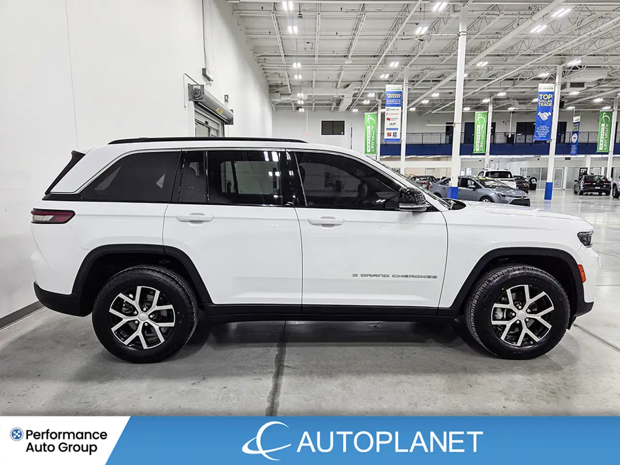 Jeep Grand Cherokee снимка Jeep Grand Cherokee