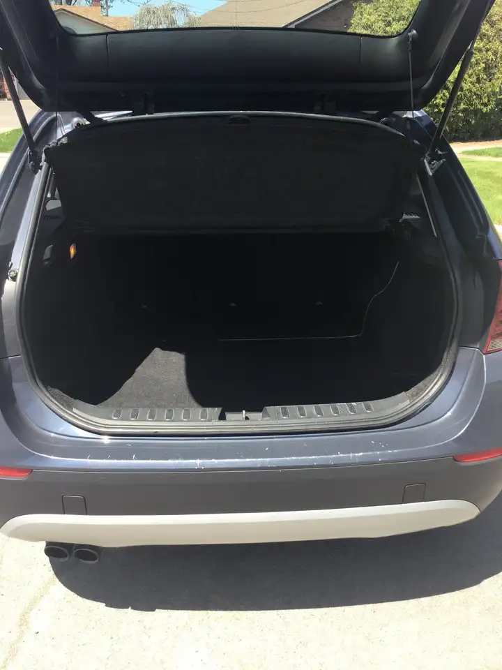BMW X1 снимка BMW X1