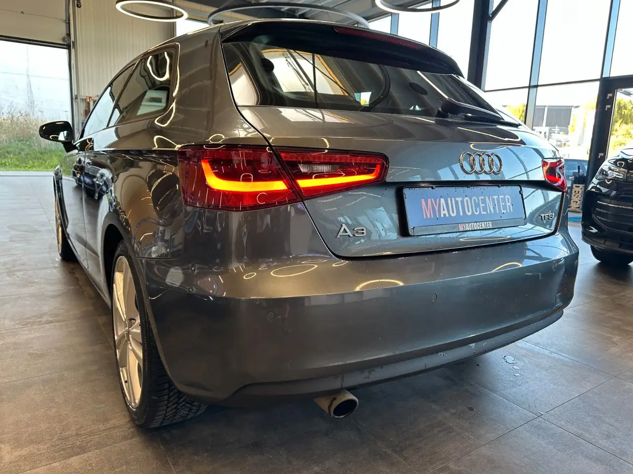 2015 Audi A3 *S line Sportpaket*ACC*NAVI*PDC*2-ZONEN*LEDER, photograph 5