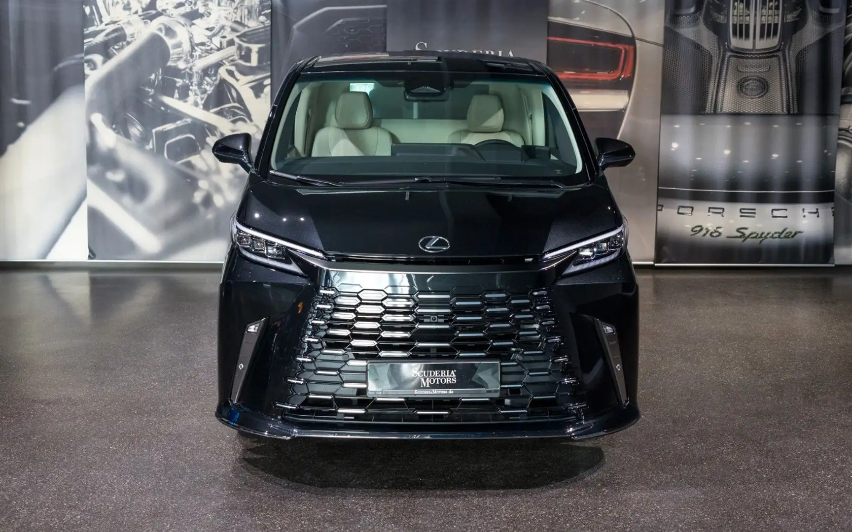 Lexus LM 350H LUXURY AWD| FIRST-CLASS-FOND | PROD.2025 Zwart - 2