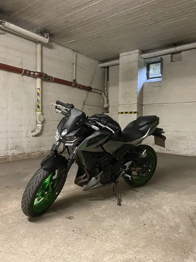 Kawasaki Z 500 SE Gris - 1