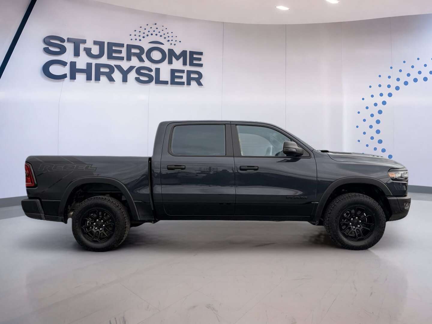 2026 RAM 1500 RAM 1500 REBEL 2026, HURRICANE 3,0 L, BLEU ET 5 052 KG DE REMORQUAGE — photo 4