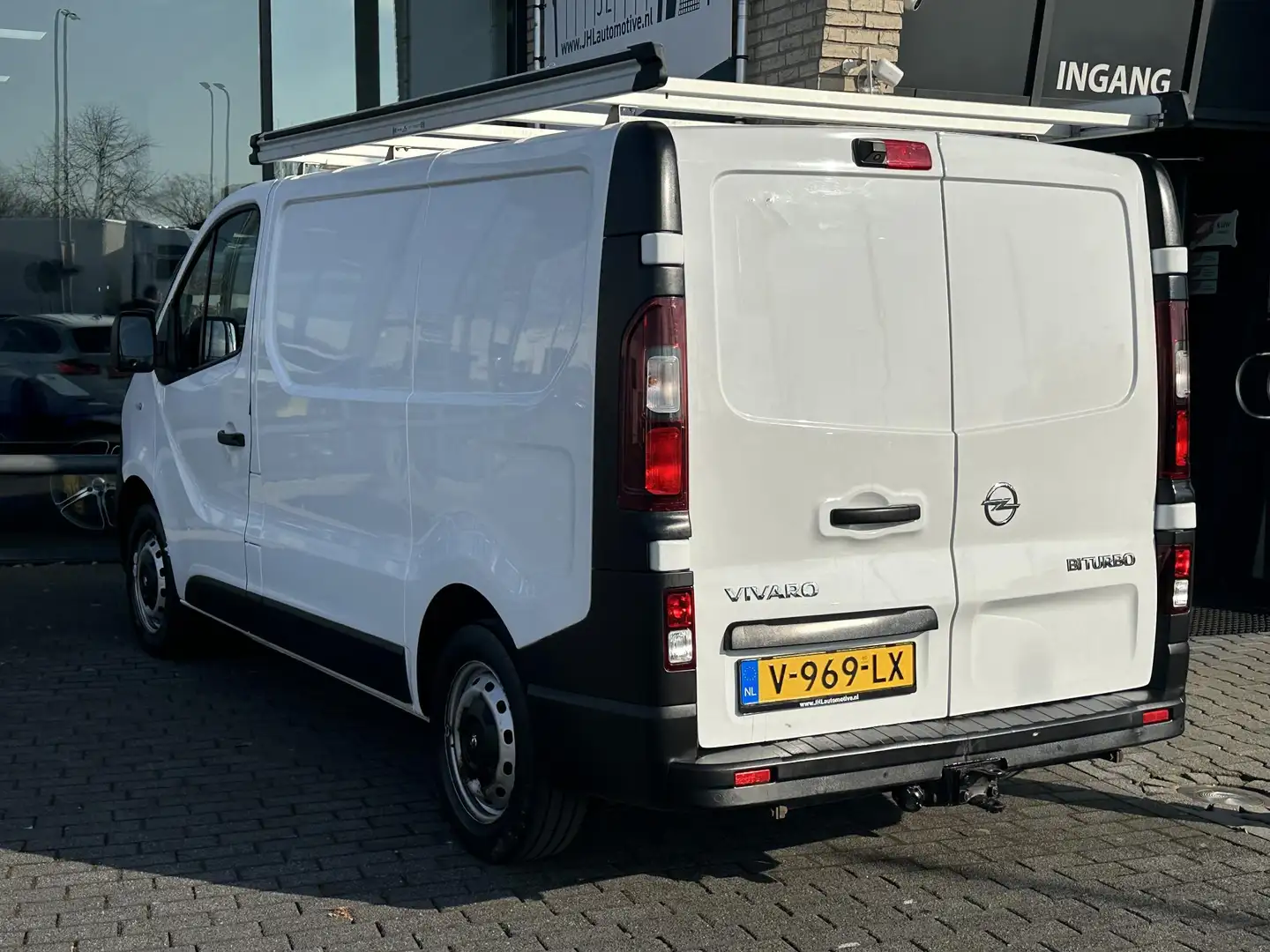 Opel Vivaro 1.6 CDTI L1H1 Edition EcoFlex*A/C*CRUISE*NAVI*TEL* Biały - 2