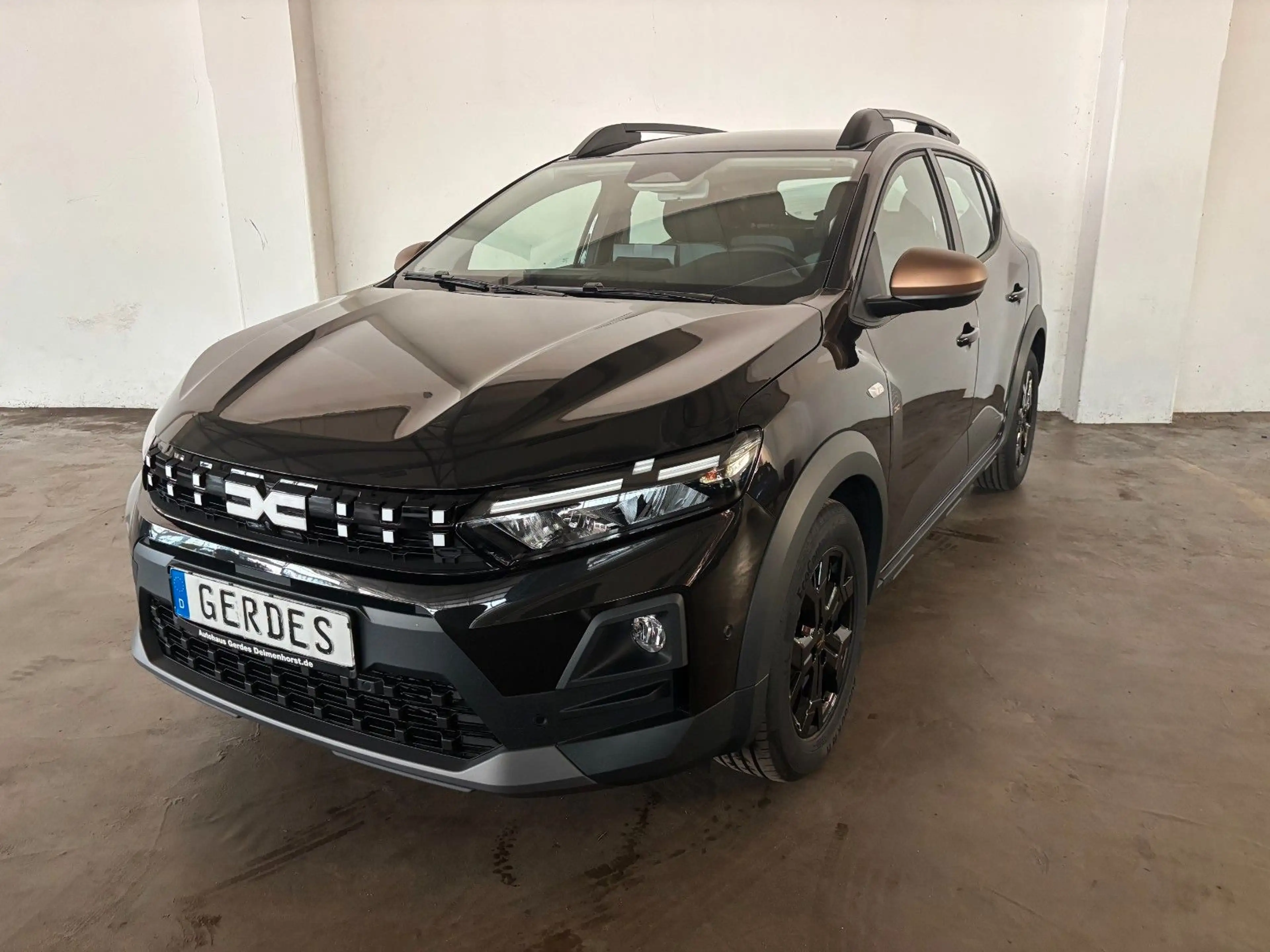 Dacia Sandero Stepway Extreme ECO-G 120 auto — photo 2