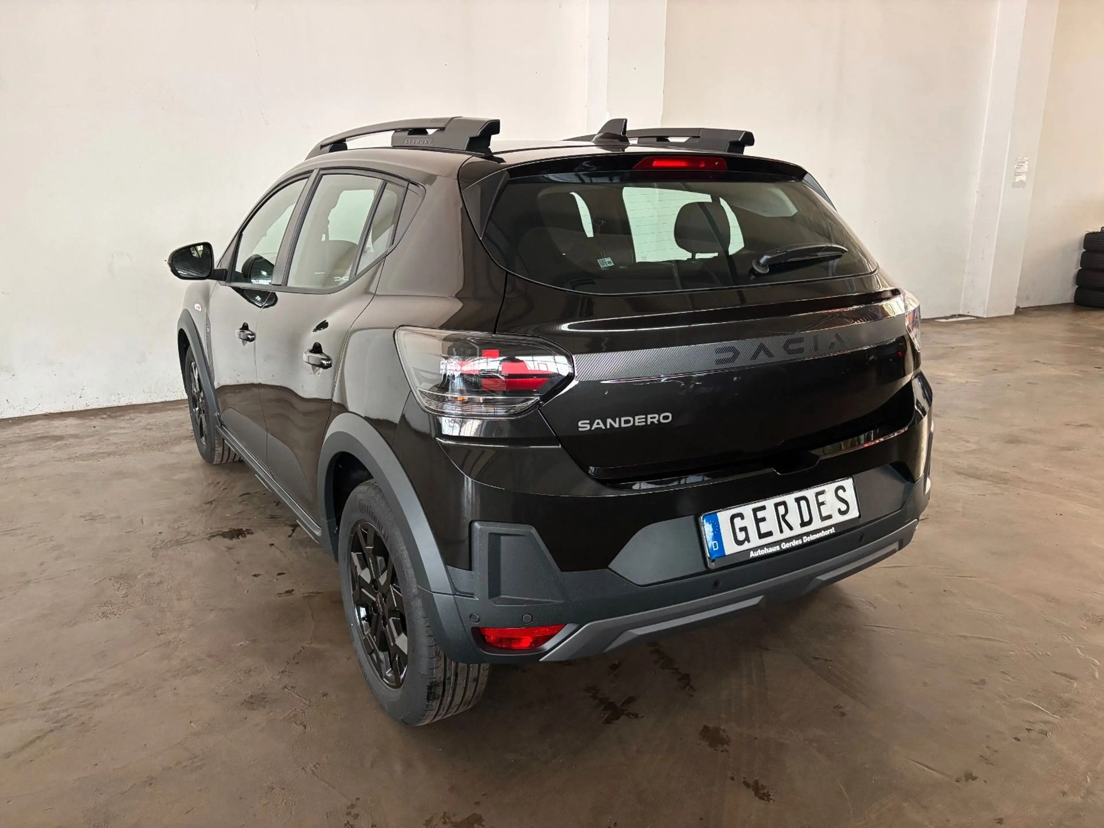 Dacia Sandero Stepway Extreme ECO-G 120 auto — photo 10