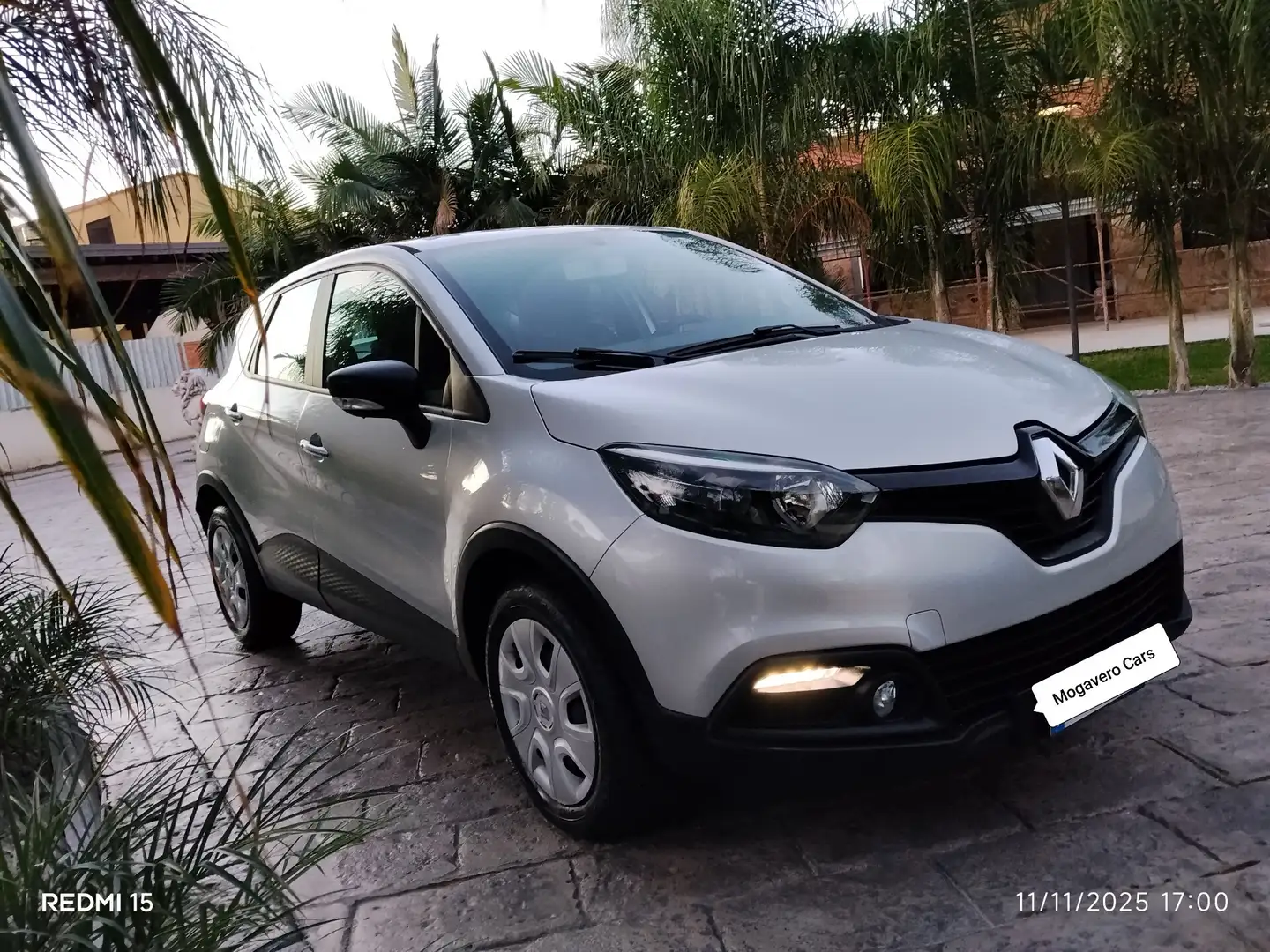 Renault Captur Captur dCi 8V 90 CV Start&Stop Energy Zen Gris - 2