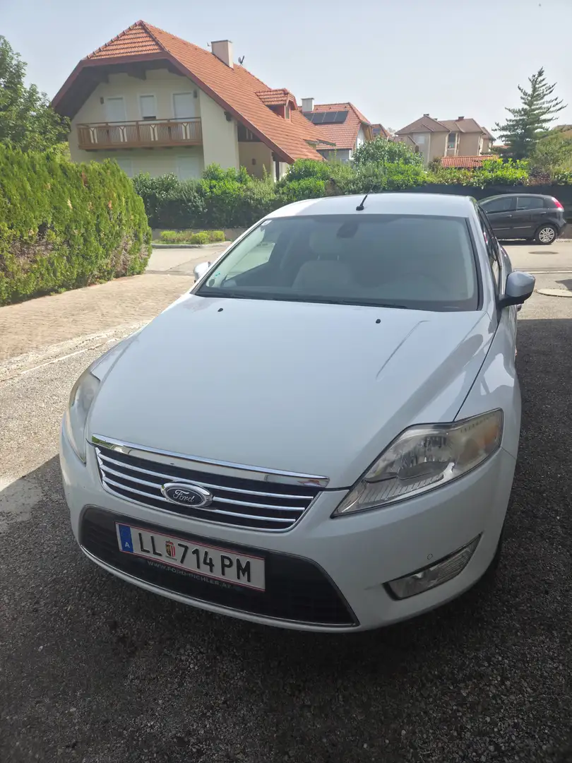 Ford Mondeo Mondeo 2,0 TDCi - Business Ausstattung Weiß - 2