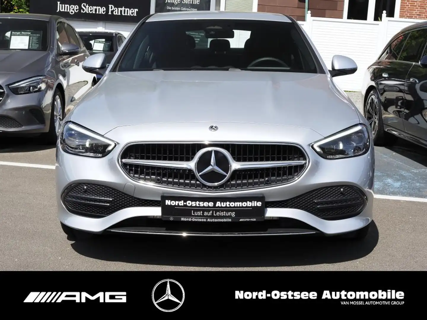 Mercedes-Benz C 200 d AVANTGARDE DISTRO MEMORY DIGITAL LIGHT Silber - 2