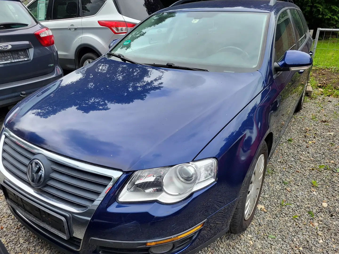Volkswagen Passat Variant Trendline  2,0L  fest preis Blau - 2