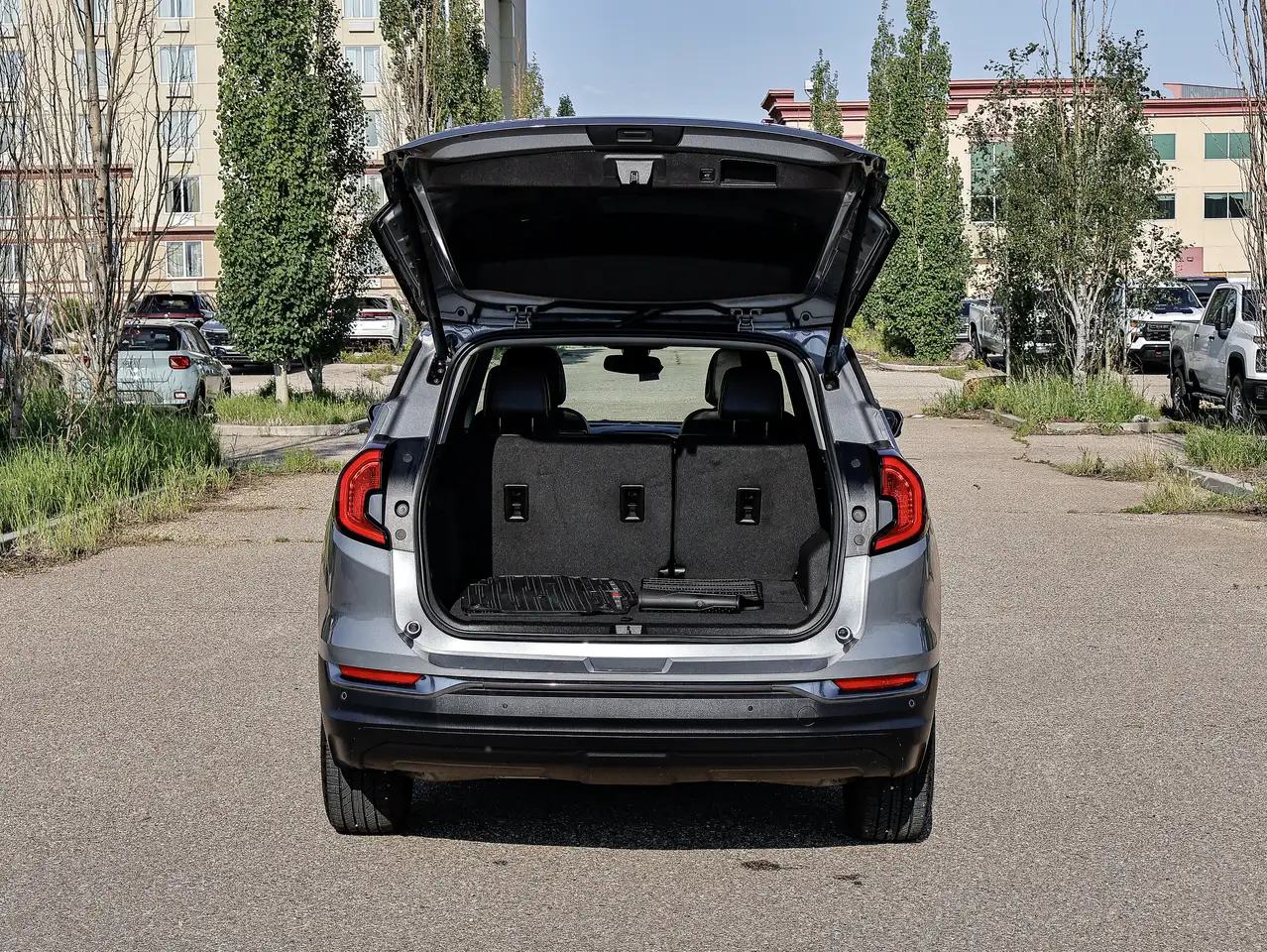 GMC Terrain photo GMC Terrain