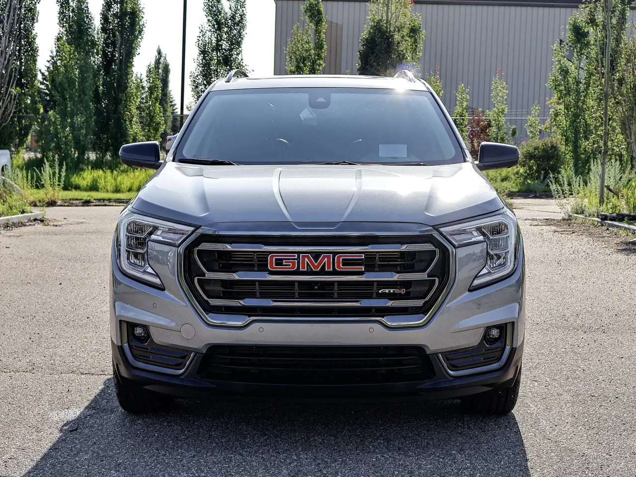 GMC Terrain photo GMC Terrain
