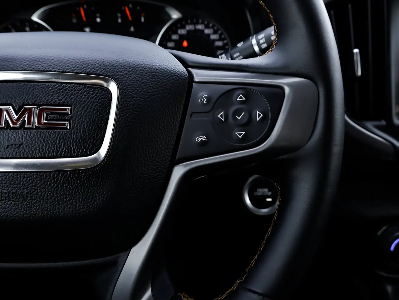 GMC Terrain photo GMC Terrain