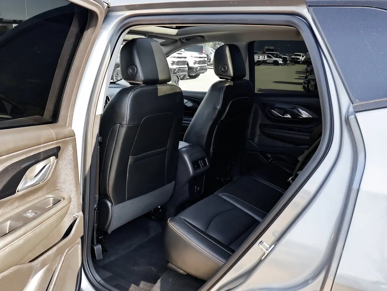 GMC Terrain photo GMC Terrain