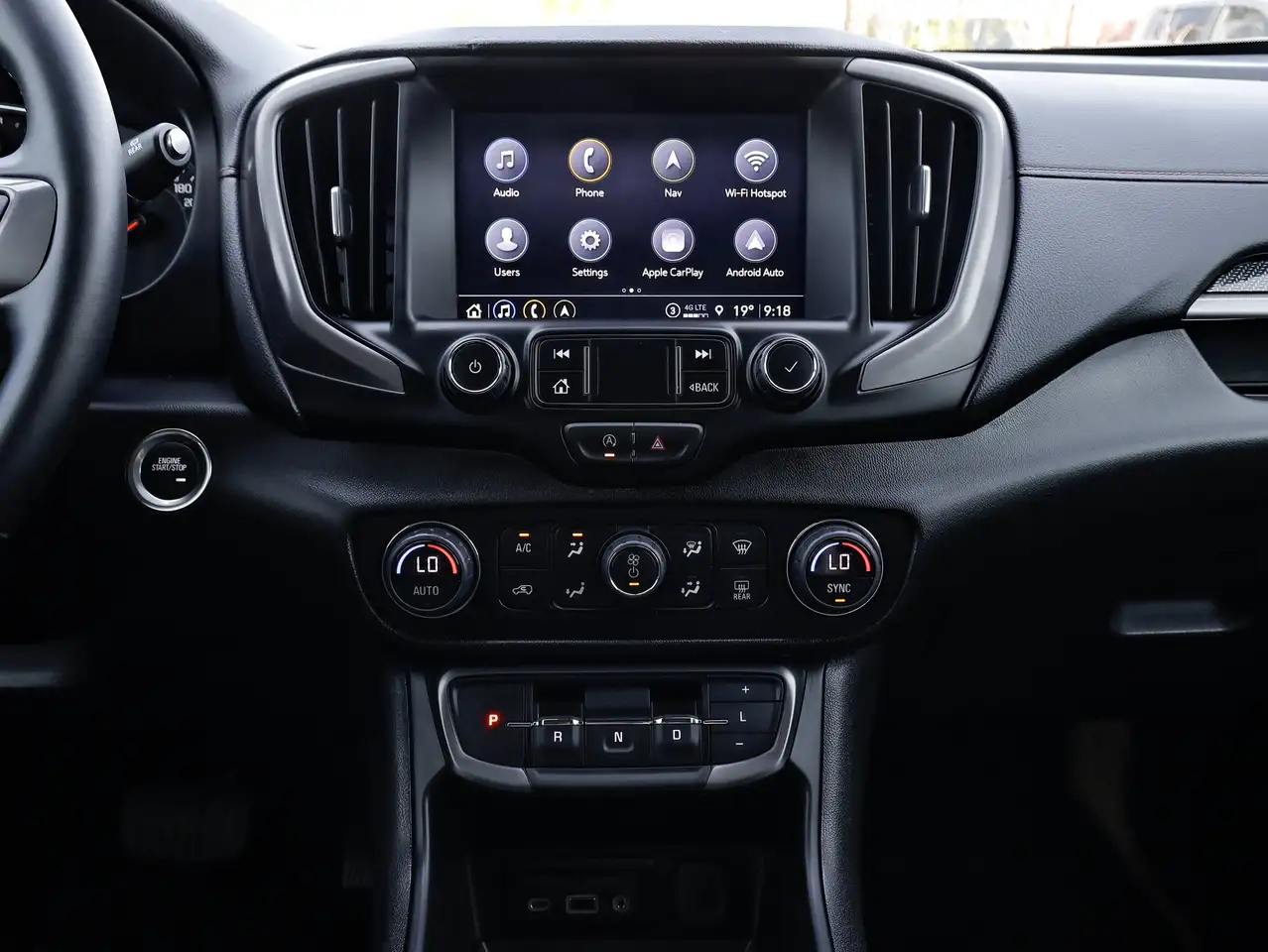 GMC Terrain photo GMC Terrain