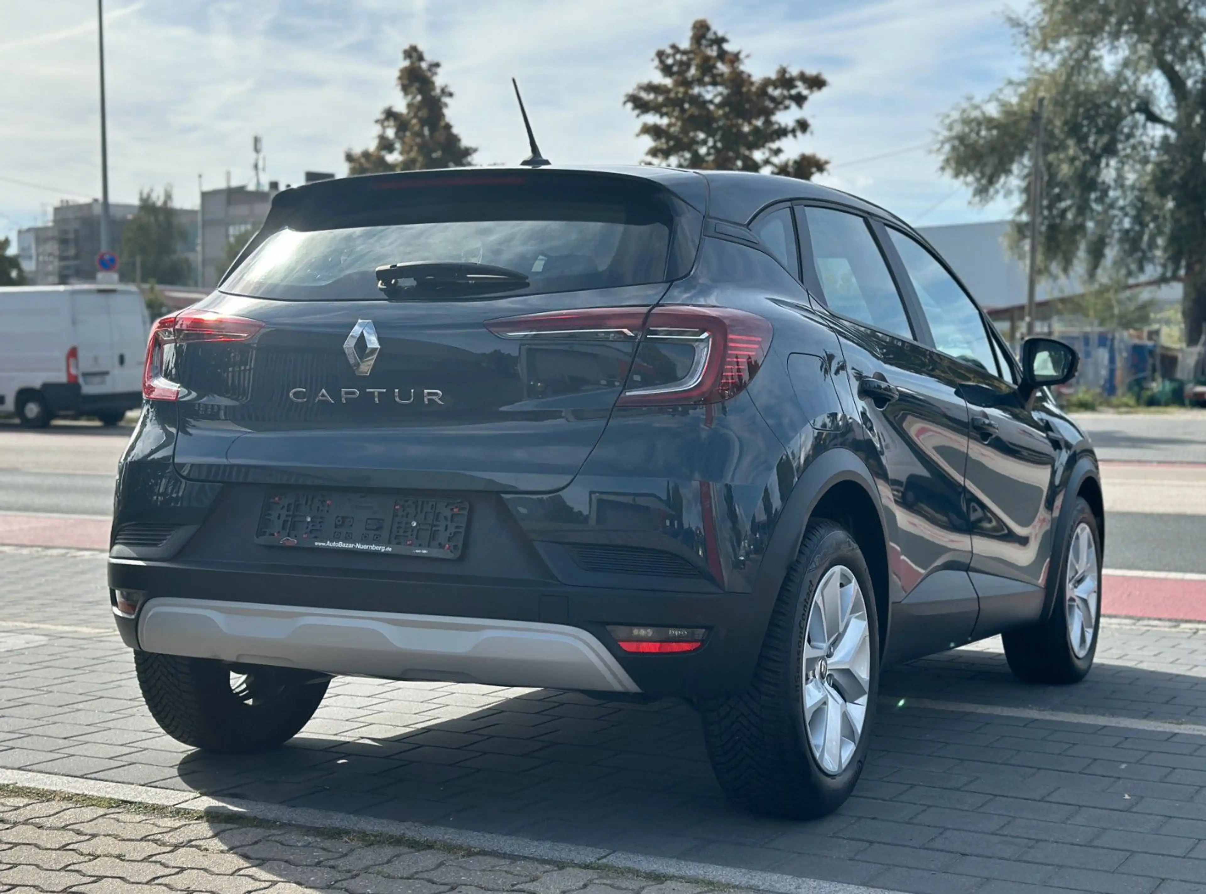 Renault Captur II Zen / 1. Hand / MwSt. / Scheckheft — photo 5
