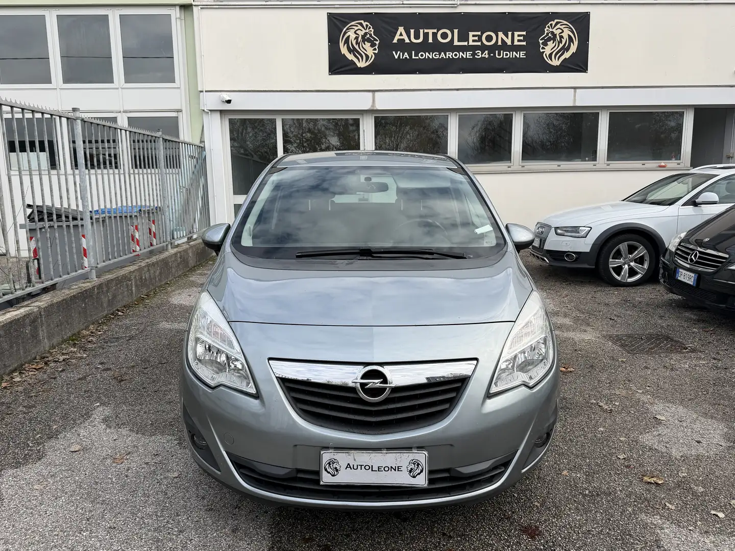 Opel Meriva 1.4t Cosmo 120cv Gpl Valido 2032 Grijs - 2