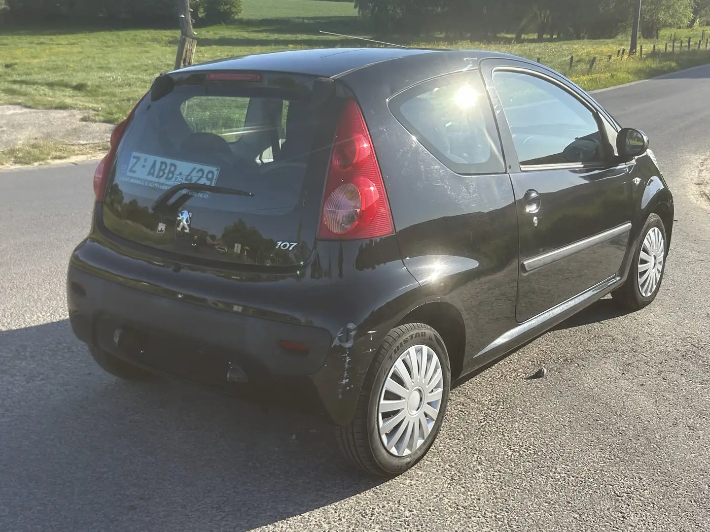 Peugeot 107 1.0i 12v Trendy - 2