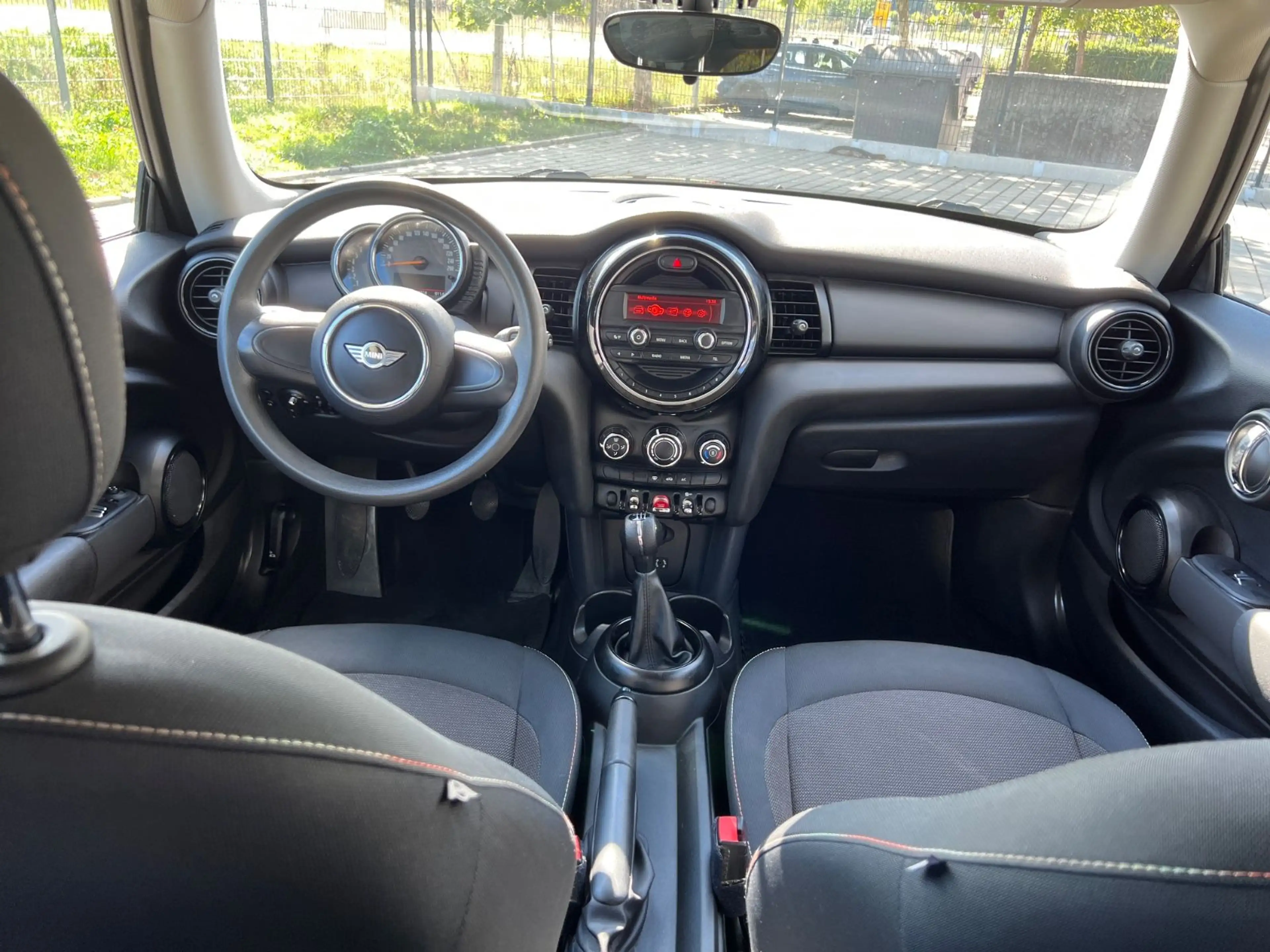 MINI One Cooper ONE F56 KLIMA HU u Service NEU ***TOP*** — photo 13
