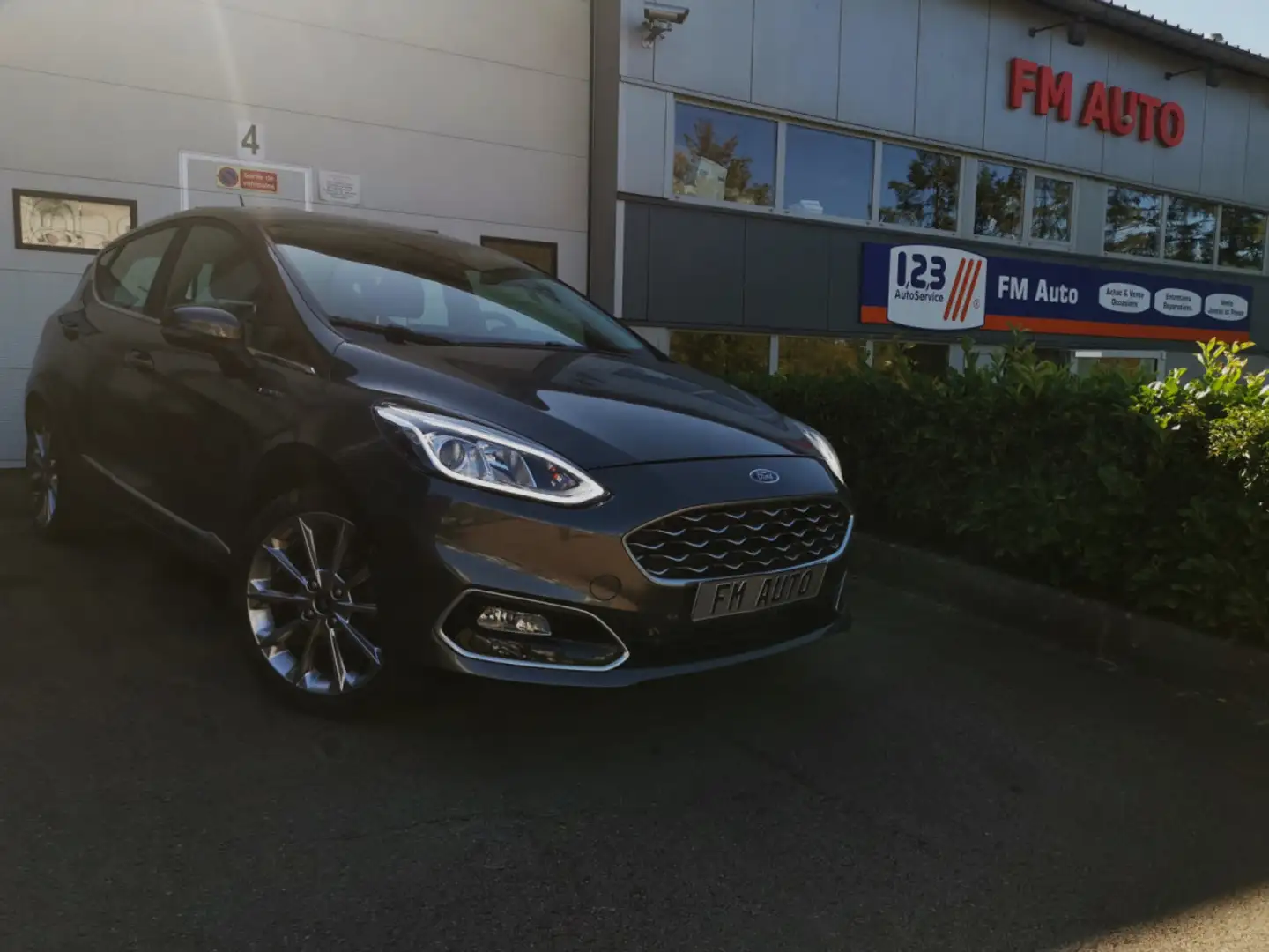 Ford Fiesta Vignale/Navi/Leder/Klima/Kamera/SHZ/B&O Gris - 1