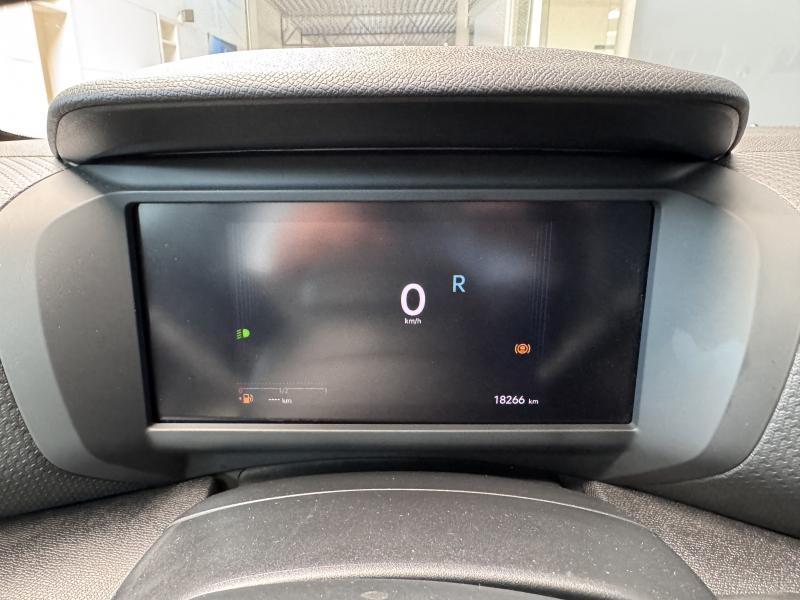 Citroen C4 MAX 1.2 PureTech 131 EAT8 — photo 9