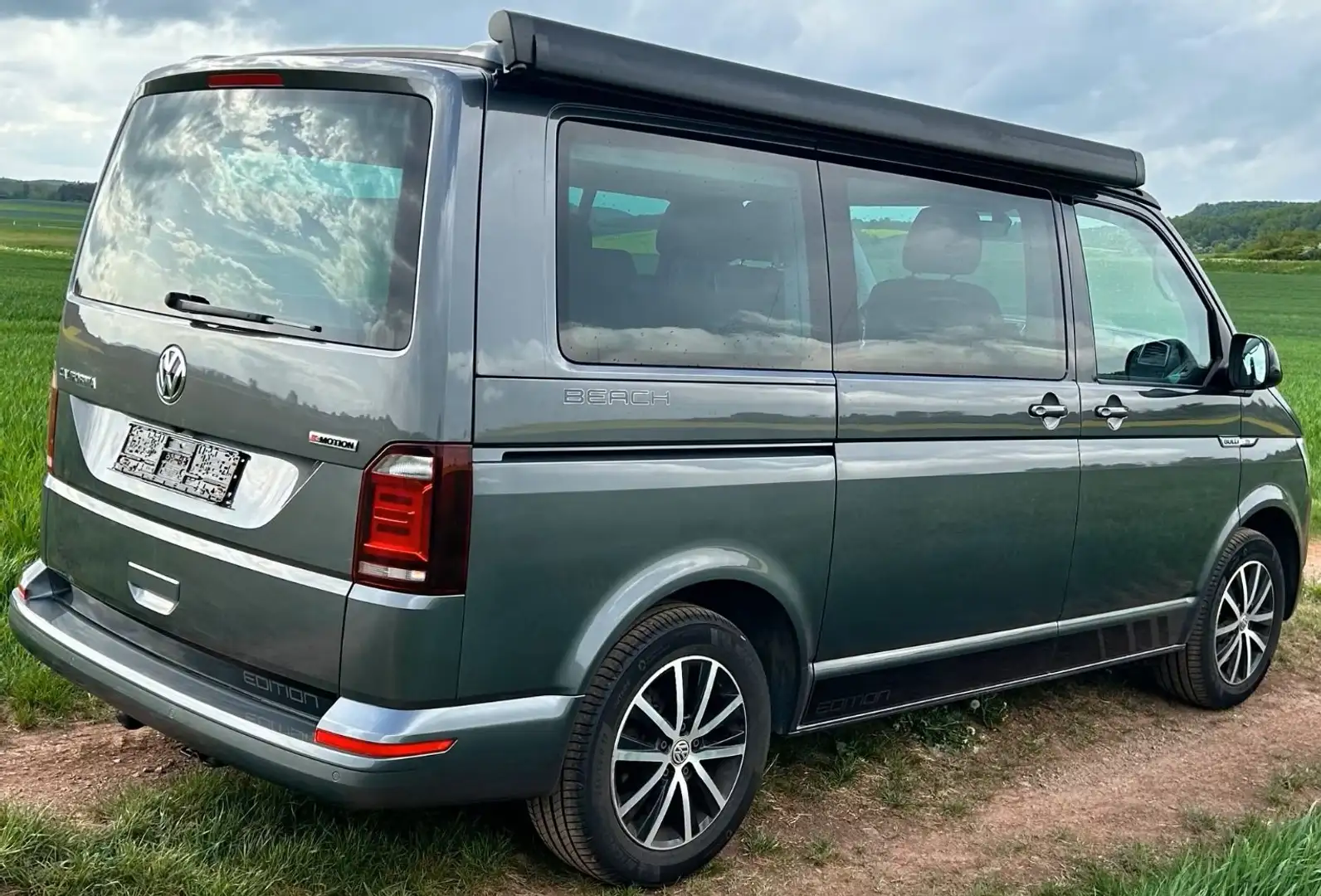 Volkswagen T6 California California DSG Beach Edition Grau - 2