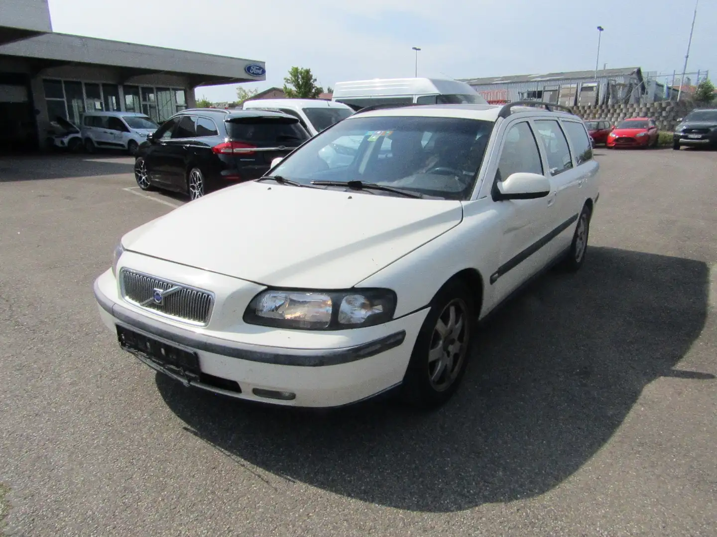 Volvo V70 D5 Bílá - 1