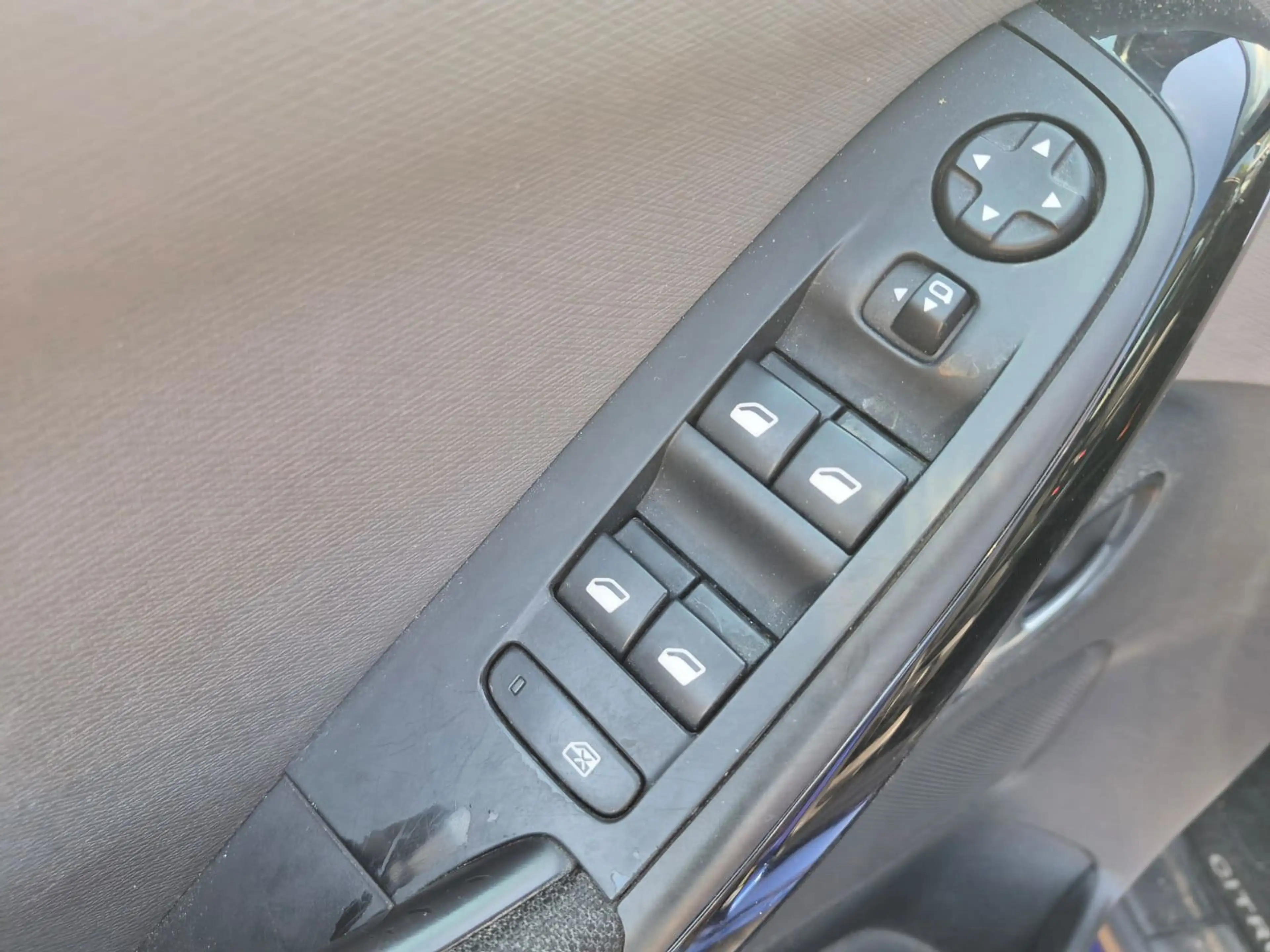 Citroen C4 Picasso 1.2 PureTech Feel — photo 13